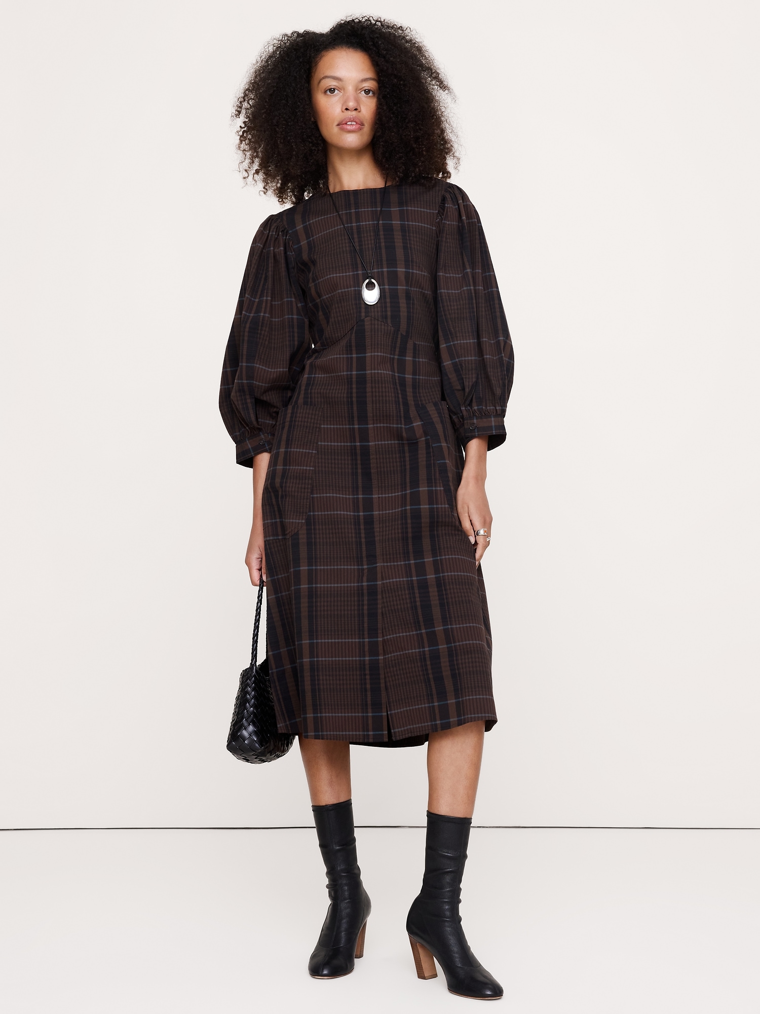 banana republic winter dress Best Casual Dresses autopostr_pinterest_69930 Jovani 4466 Navy Strapless Size:XXL (US18)