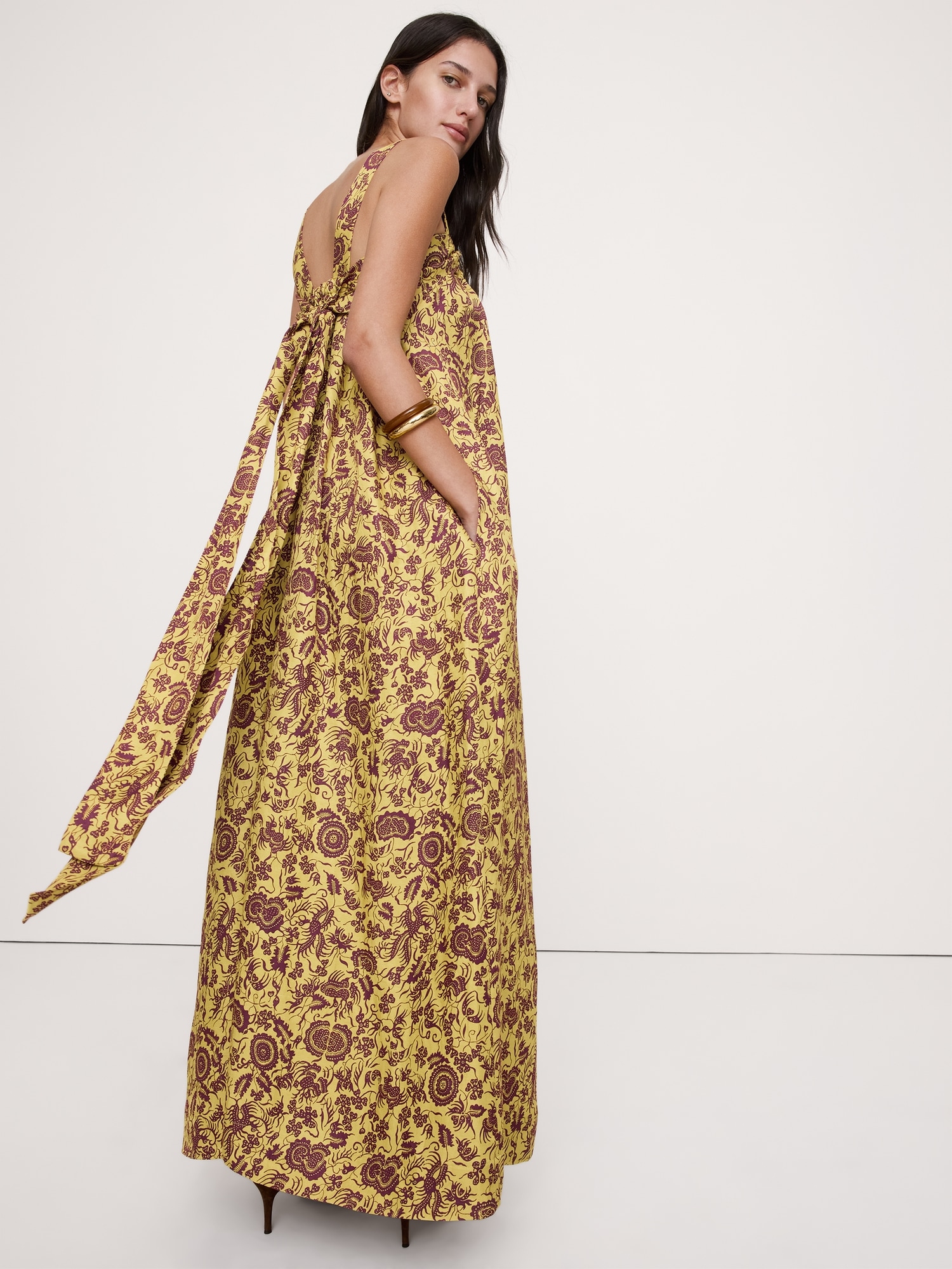 Image number 5 showing, Viscose-Linen Gathered Maxi Dress
