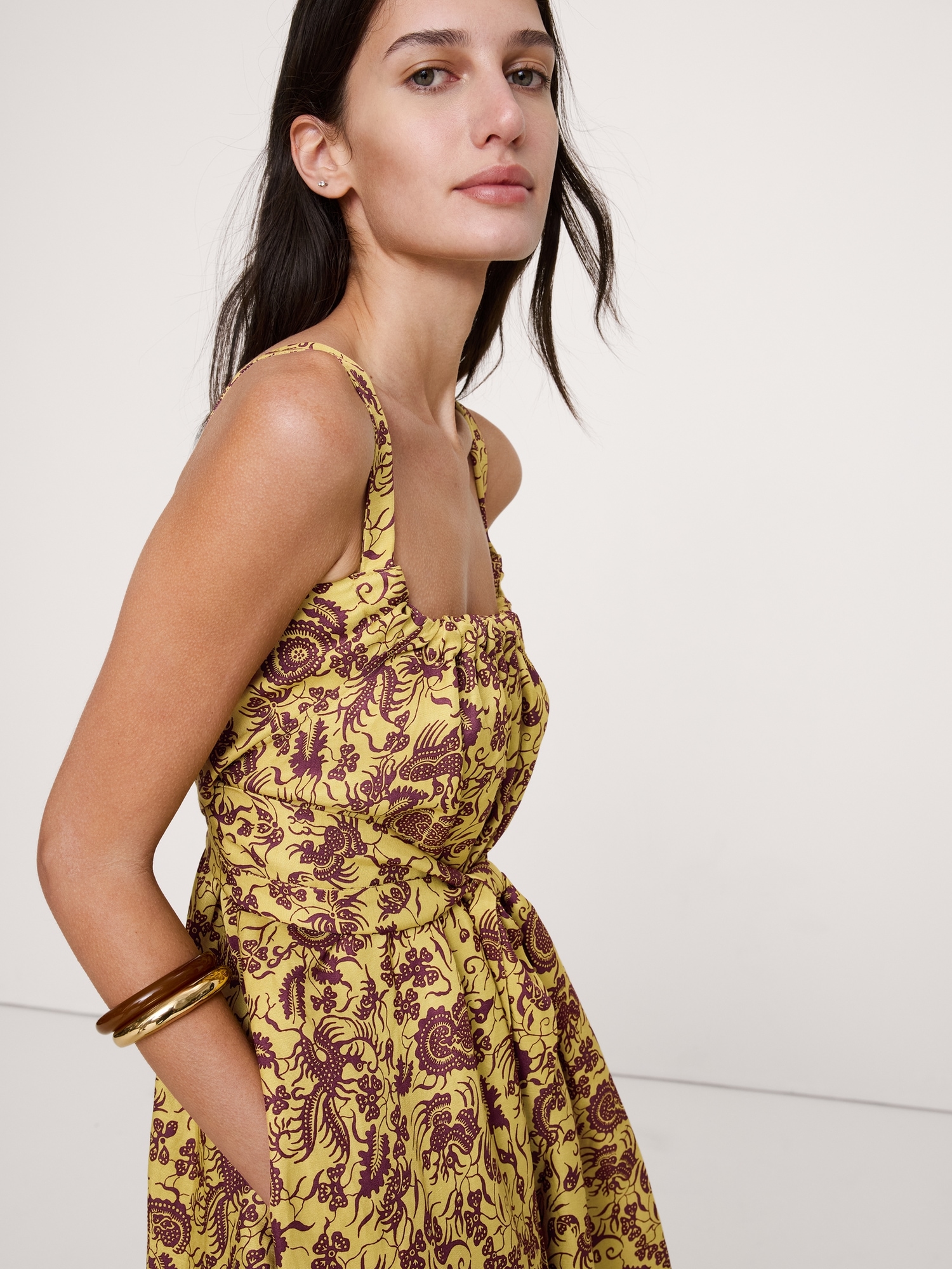 Image number 6 showing, Viscose-Linen Gathered Maxi Dress