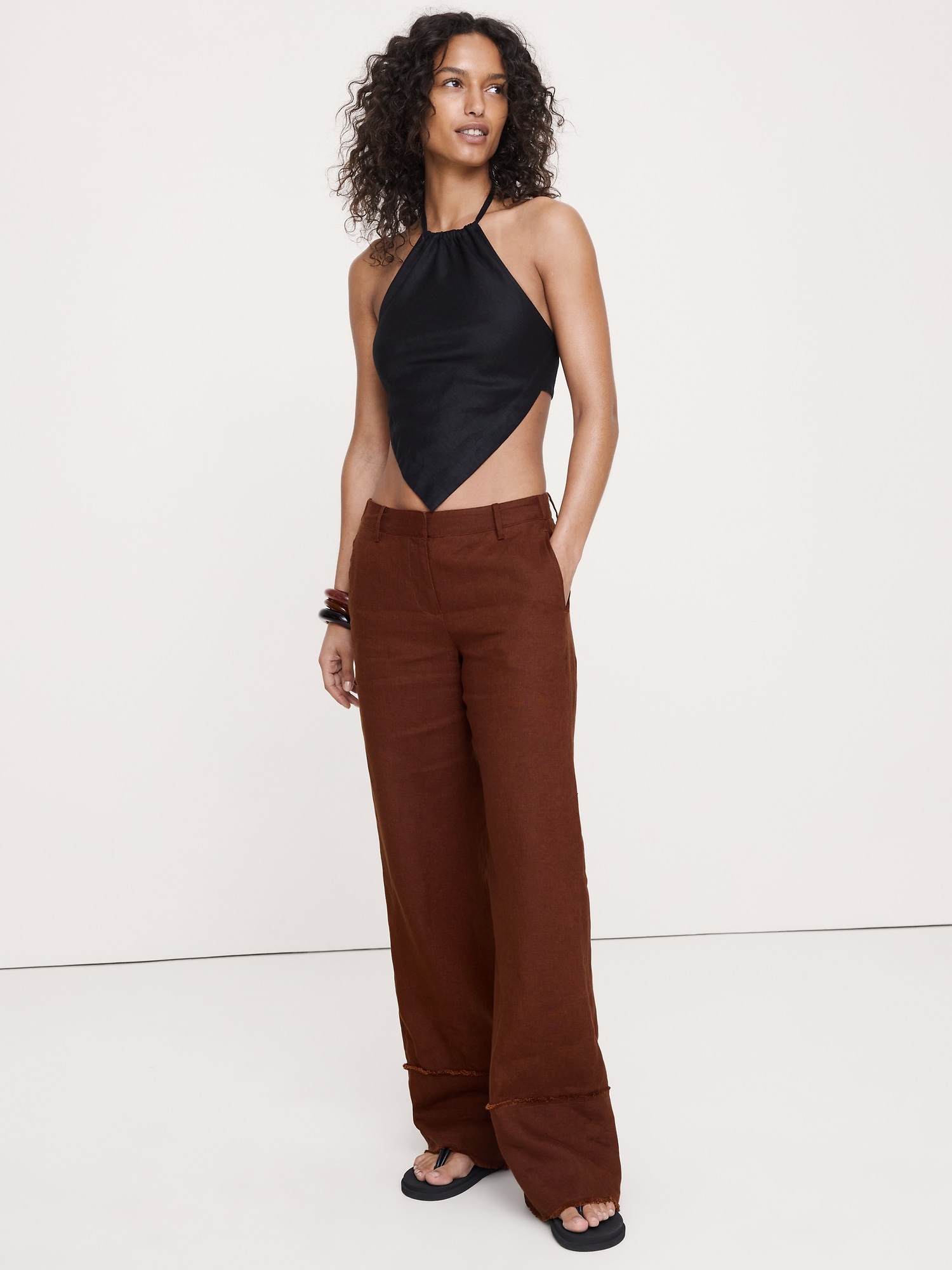 The Everyday Wide-Leg Pant in Fringe-Hem Linen | Banana Republic