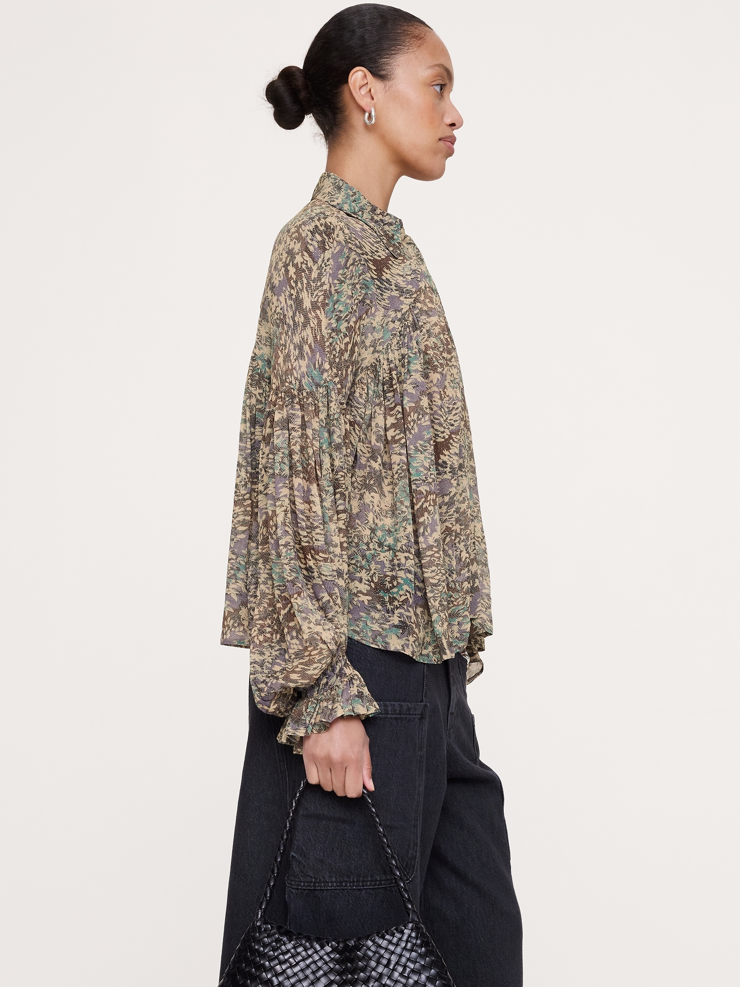 Image number 6 showing, Viscose Balloon-Sleeve Blouse