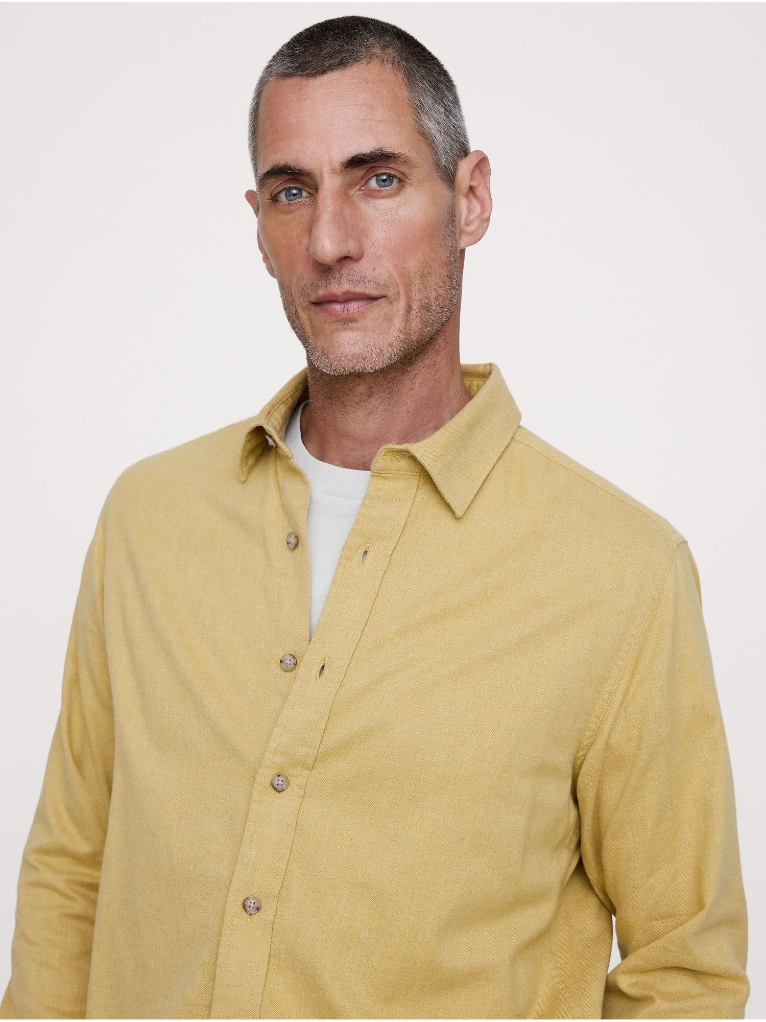 Standard-Fit Lightweight Brushed Flannel Shirt - thumbnail 6
