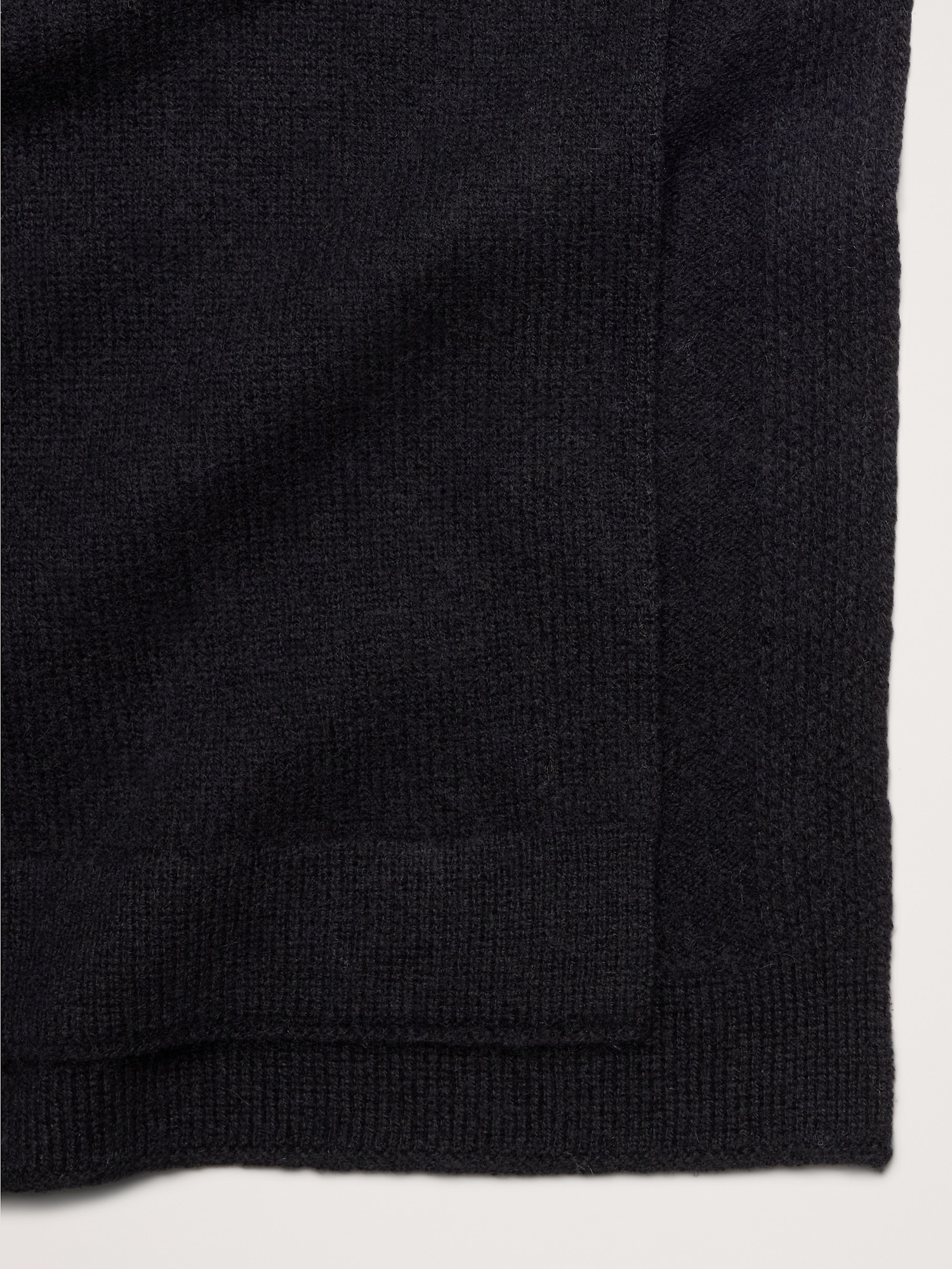 Женский шарф Banana Republic Jersey Cashmere Travel, цвет: Чёрный — фото 3
