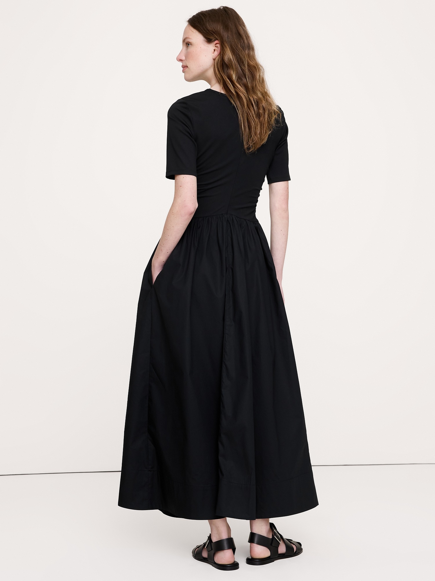 Женское платье Banana Republic Jersey + Cotton Poplin Maxi, цвет: Чёрный — фото 2