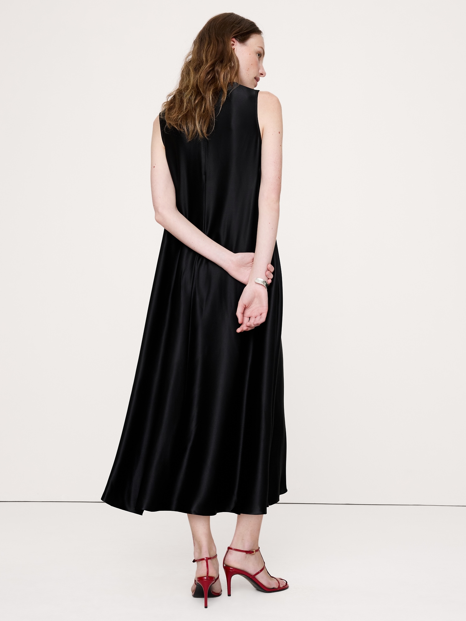 Image number 2 showing, Italian Satin Sleeveless Trapeze Dress
