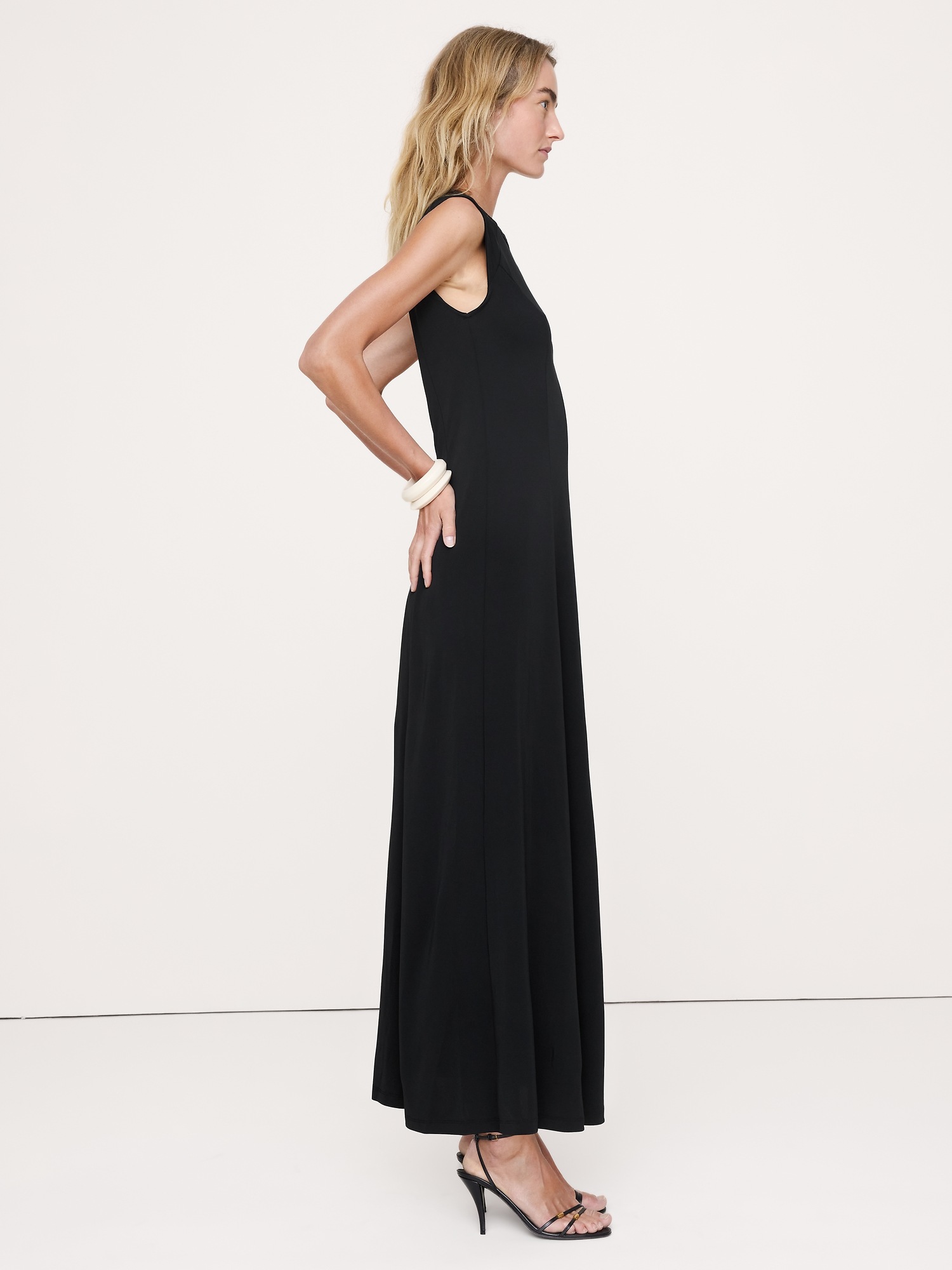Женское платье Banana Republic Matte Jersey Paneled Maxi, цвет: Чёрный — фото 3
