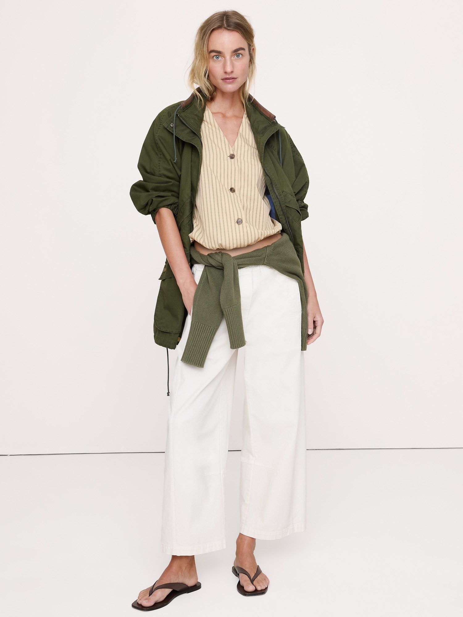 Женская рубашка Banana Republic Cotton Poplin Bubble-Hem, цвет: Кремовый белый полосатый — фото 2
