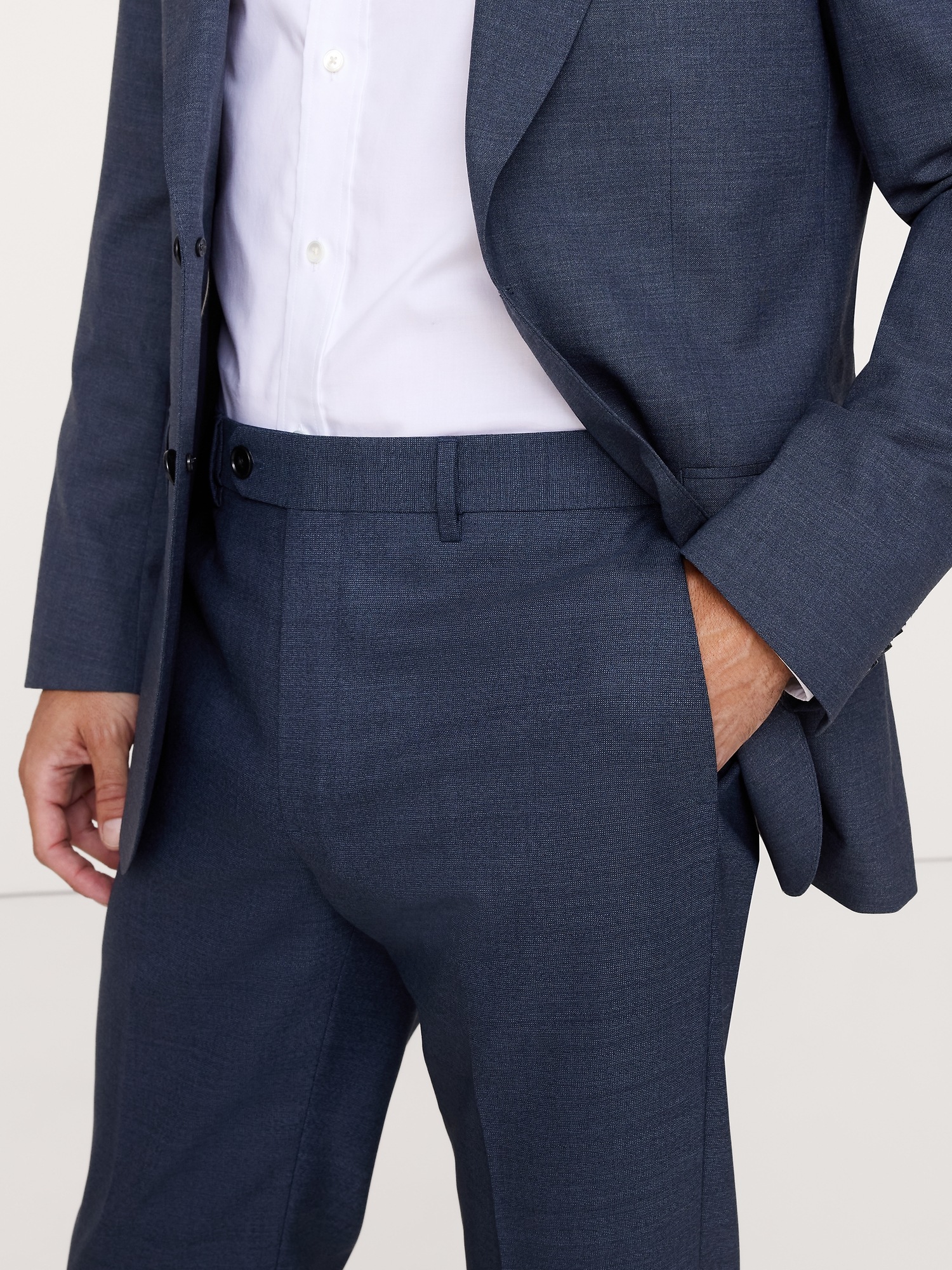 Мужские брюки Banana Republic Tailored Slim Signature Stretch Italian Rustico Suit Pant, цвет: Тёмный синий — фото 3