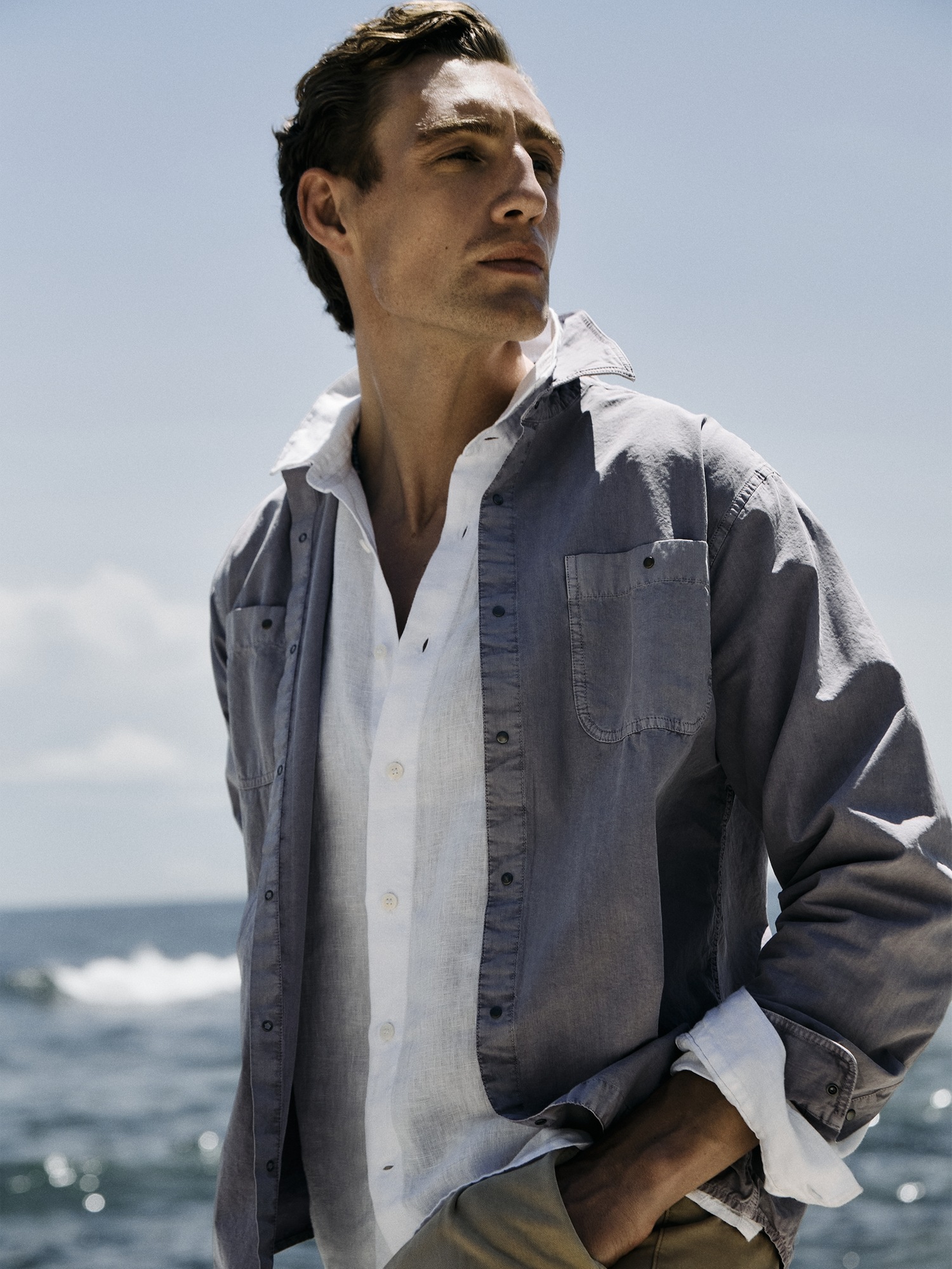 Мужская рубашка Banana Republic Archive Reissue Relaxed-Fit Cotton Poplin, цвет: Светлый фиолетовый — фото 5