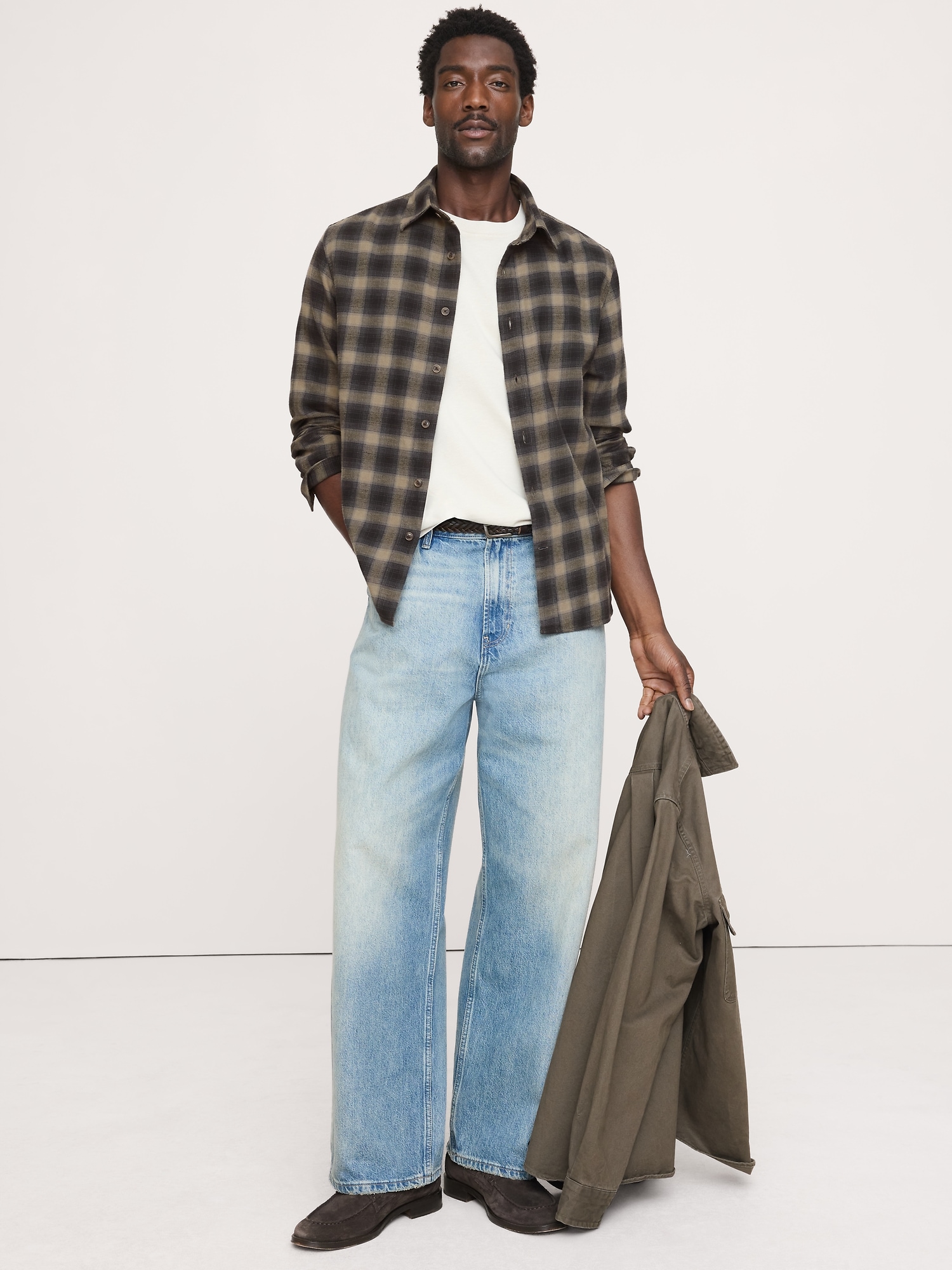 Standard-Fit Lightweight Brushed Flannel Shirt - thumbnail 8
