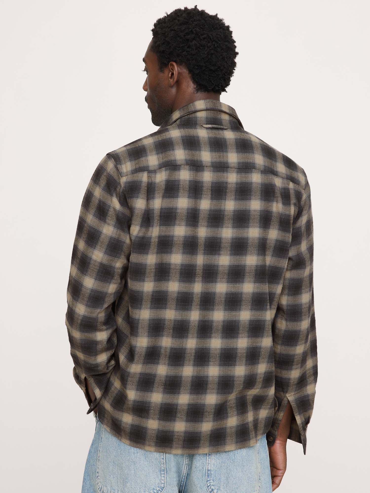 Standard-Fit Lightweight Brushed Flannel Shirt - thumbnail 9