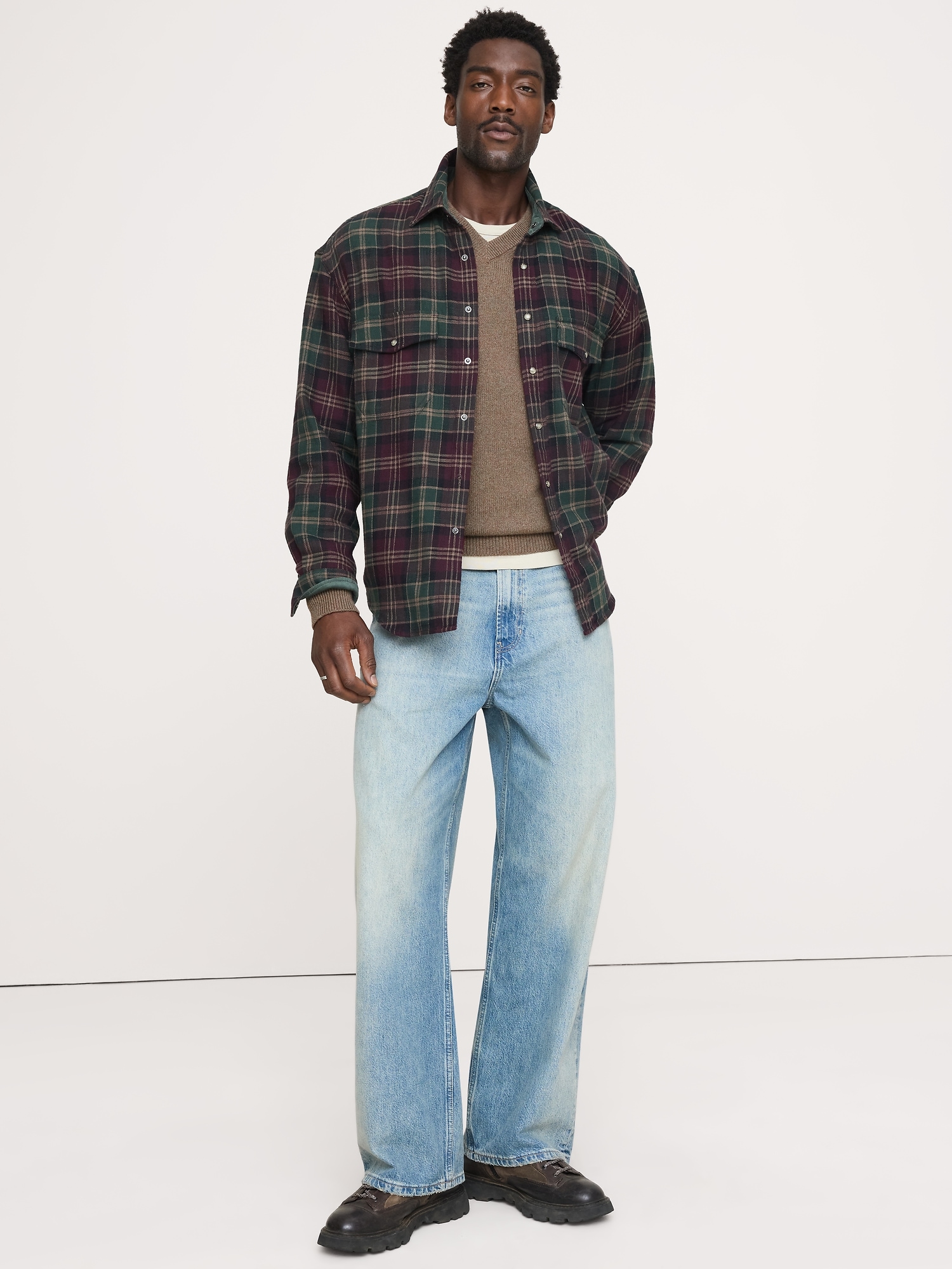 Italian Cotton-Cashmere V-Neck Sweater - thumbnail 5