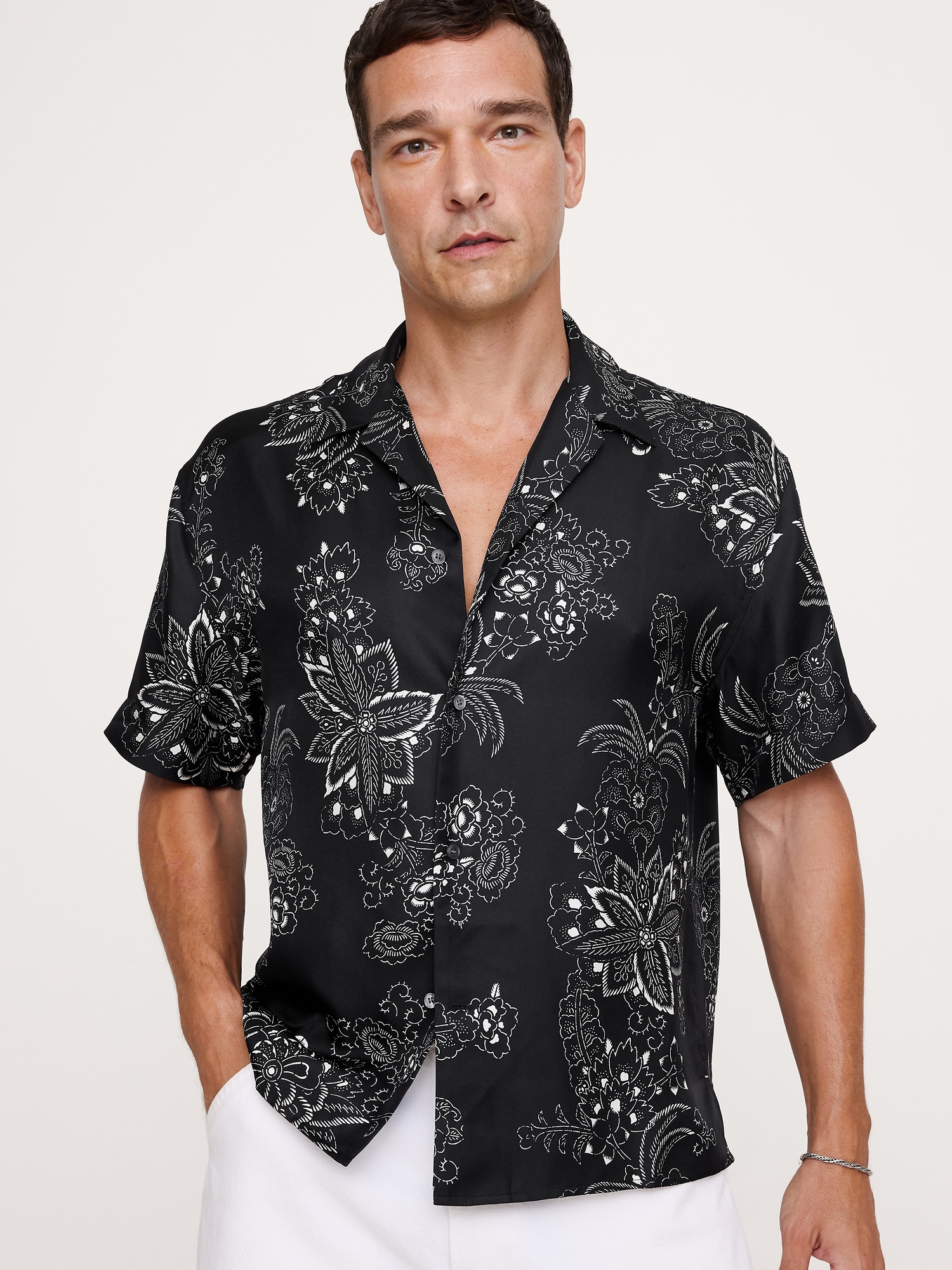 Image number 1 showing, Standard-Fit Silk Resort Shirt