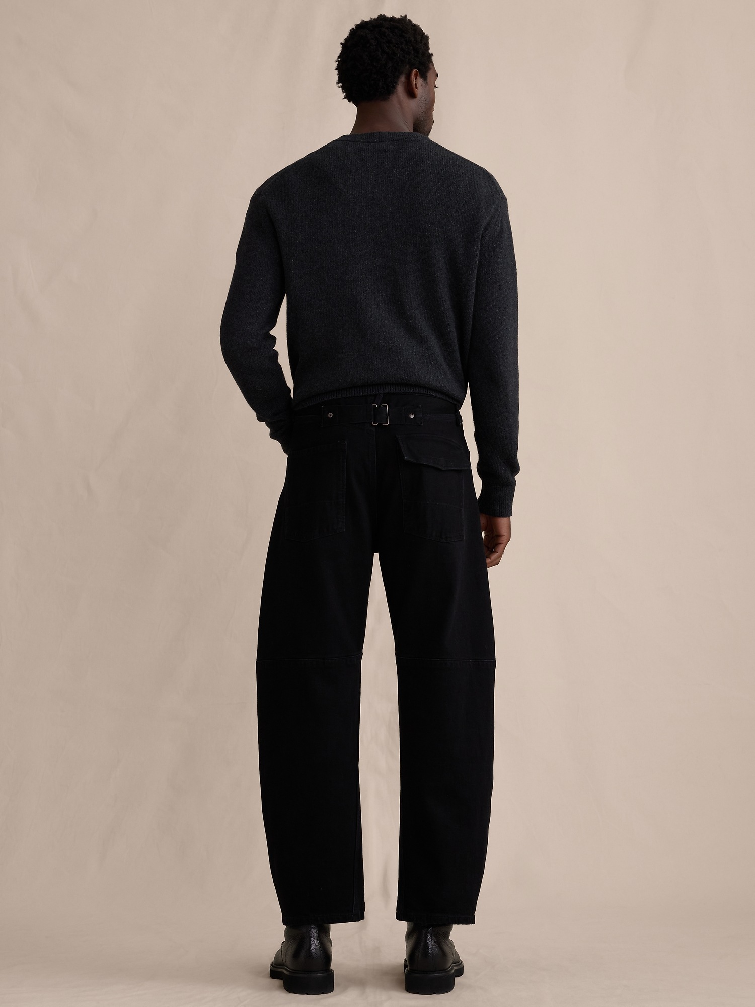 Мужские джинсы Banana Republic Barrel Utility Jean, цвет: Чёрный — фото 2