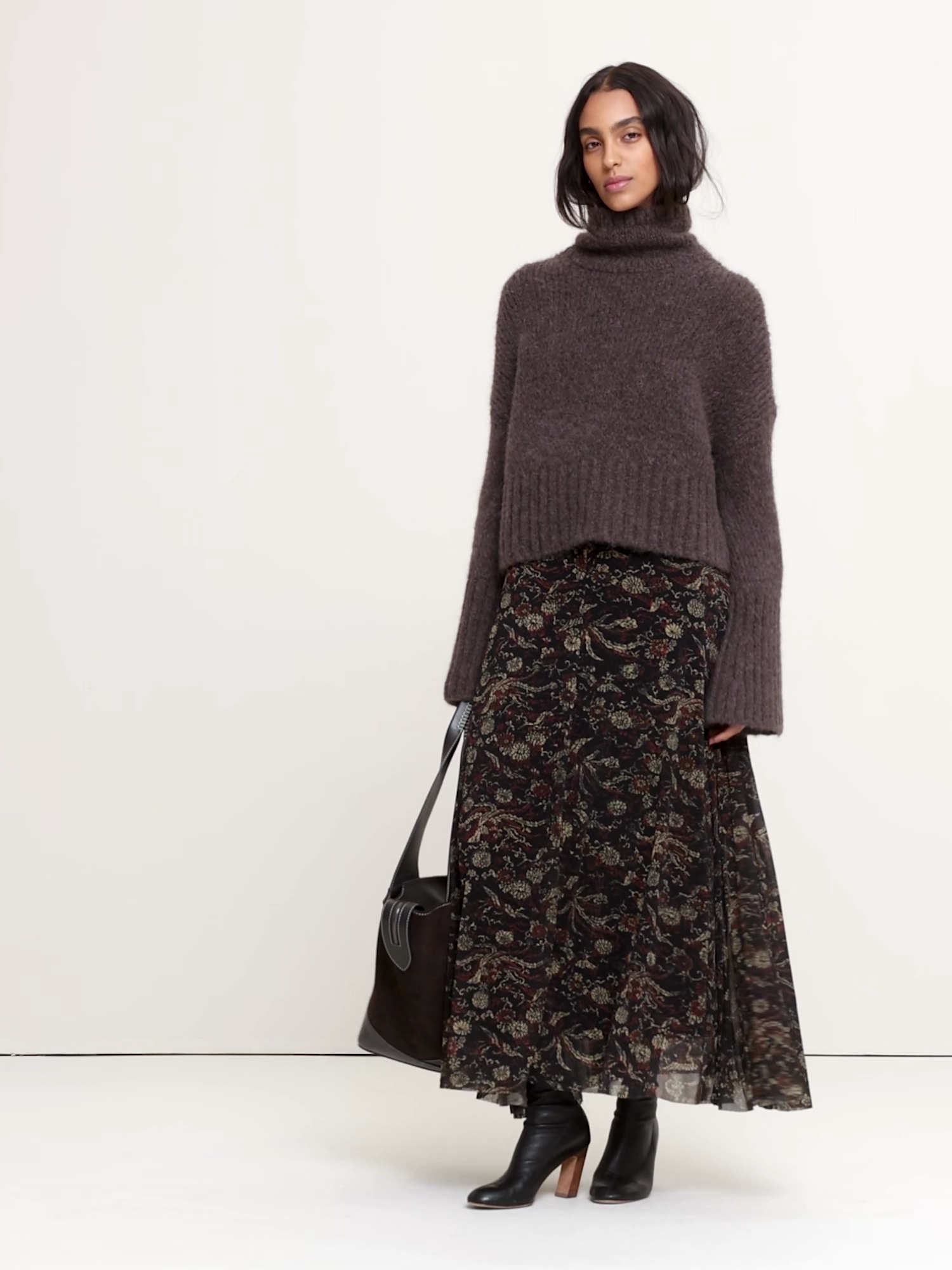 Женский свитер Banana Republic Italian Alpaca-Blend Cropped Sweater, цвет: Тёмный трюфельный серый — фото 6