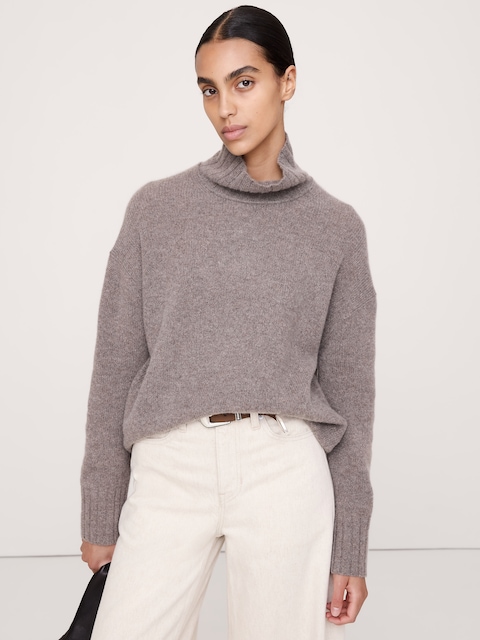 Oversized Cashmere Turtleneck Sweater