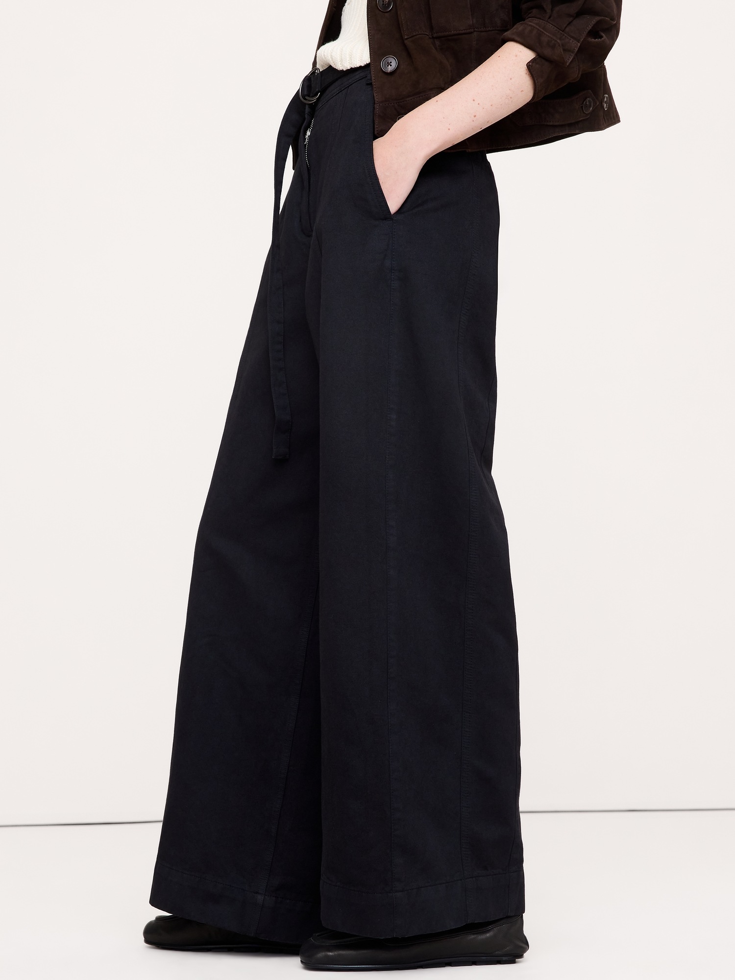 Женские брюки Banana Republic High-Rise Wide-Leg Utility Pant, цвет: Чёрный — фото 3