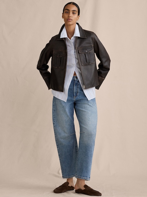 Mid-Rise Barrel Crop Jean