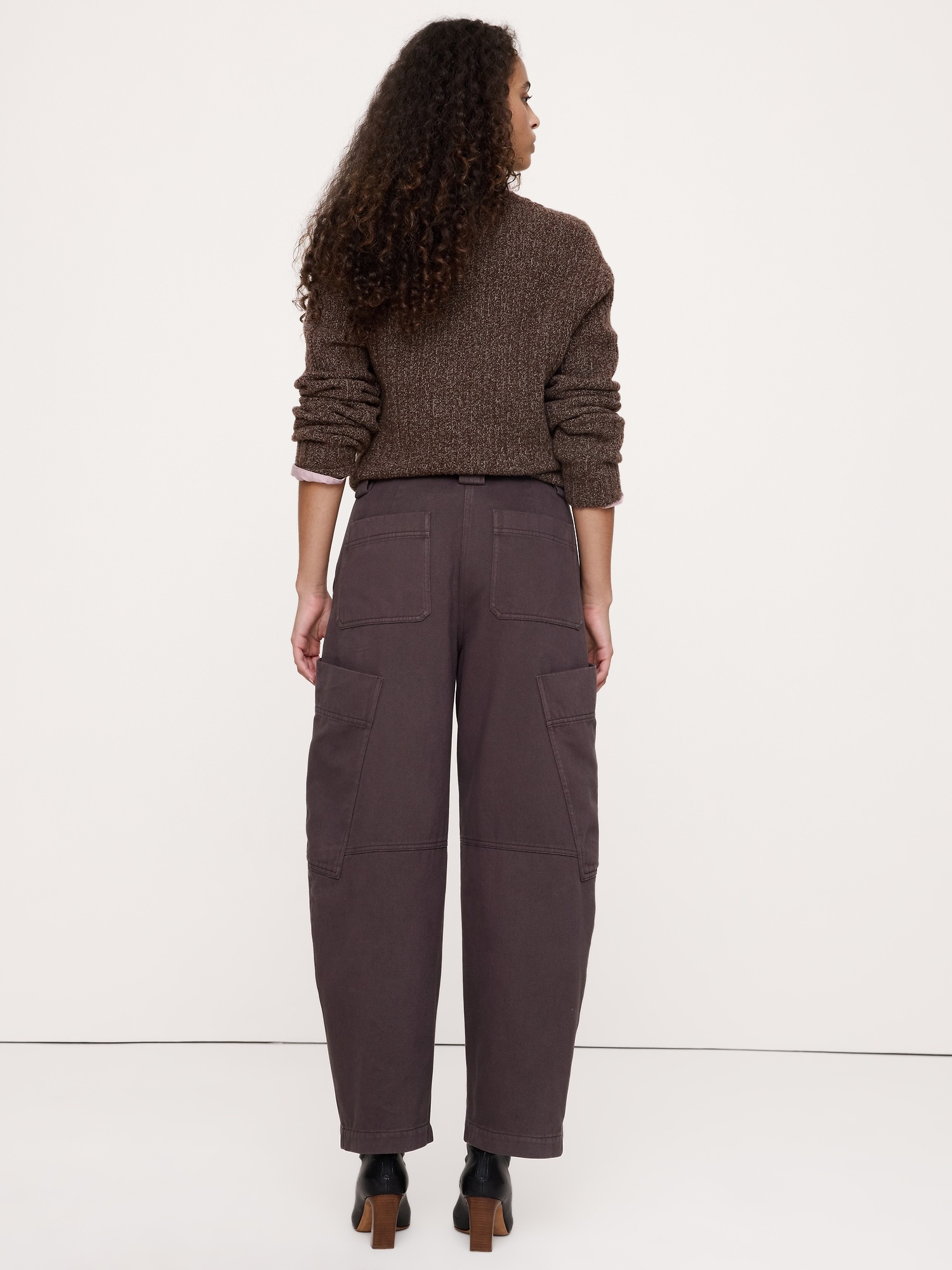 Женские брюки Banana Republic High-Rise Cotton-Linen Barrel Pant, цвет: Тёмный дубовый коричневый — фото 2