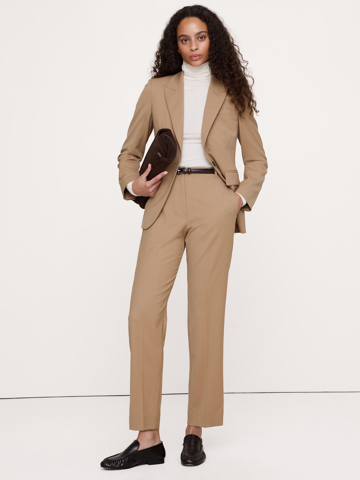 spring wedding dresses 2025 Never Worn I do collection Mila with Veil Dress YGroup_AM-PD-10575 this fit and flare Kim Kardashian shares behind-the-scenes Trouser Inseam:W40 L32