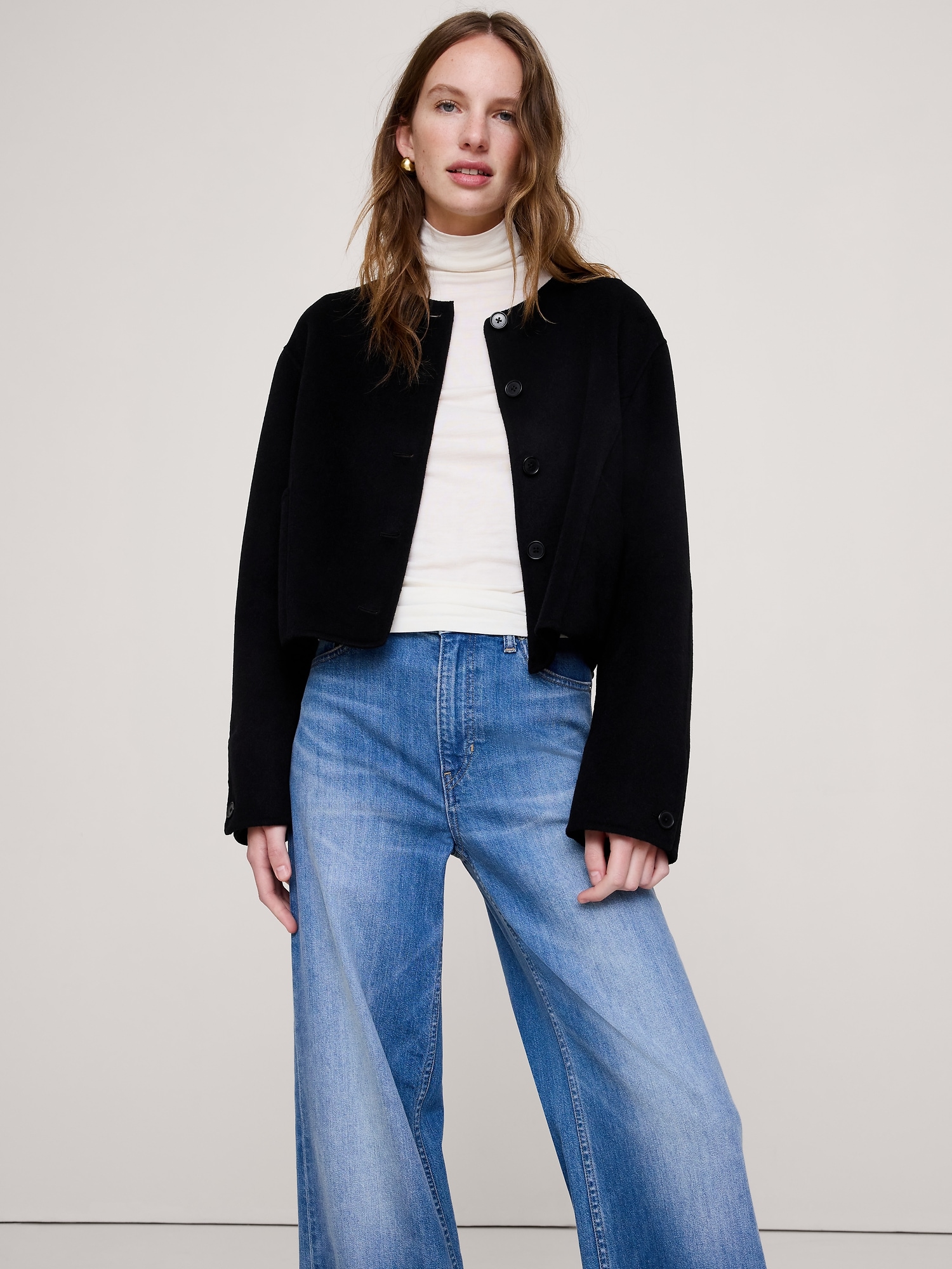 Женская куртка Banana Republic Double-Faced Cropped Jacket, цвет: Чёрный