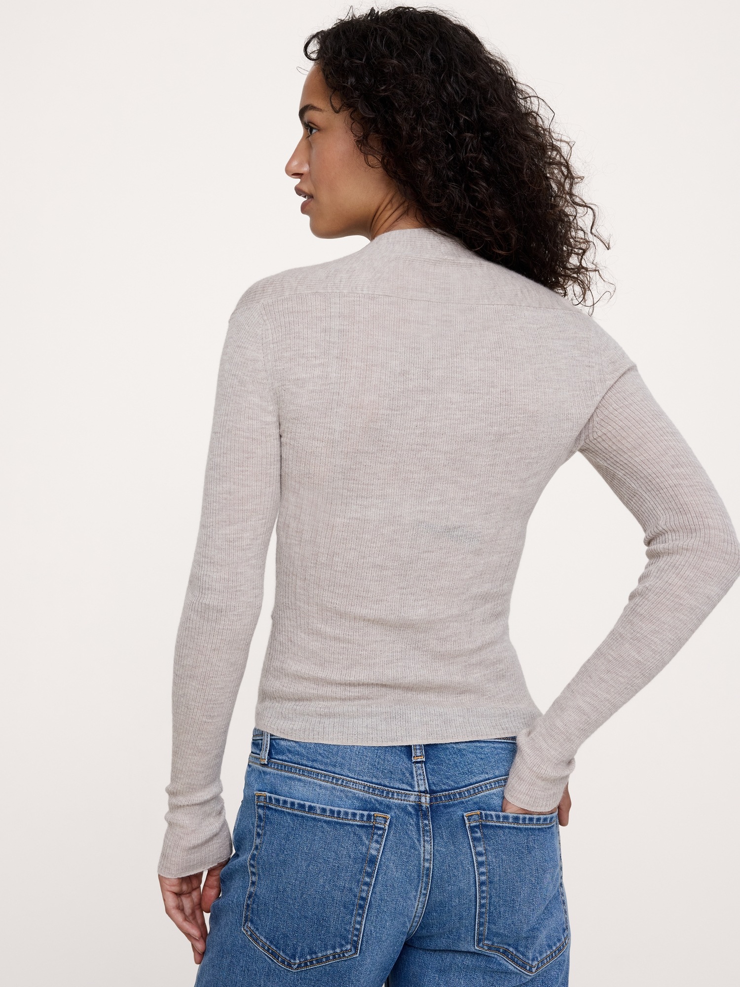 Женский кардиган Banana Republic Featherweight Cashmere Shawl, цвет: Меланжевый рыжевато-коричневый — фото 2