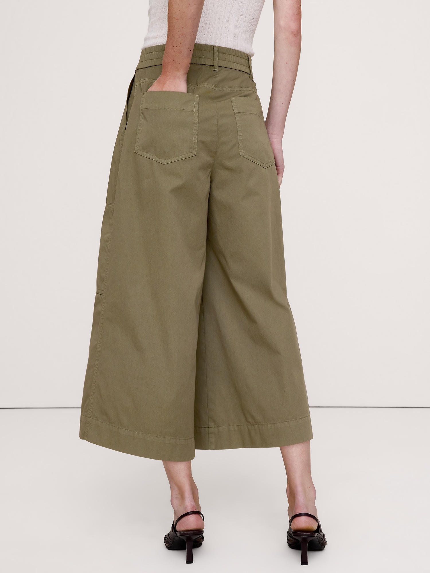 Женские брюки Banana Republic Cotton Twill Culotte, цвет: Зелёный — фото 2