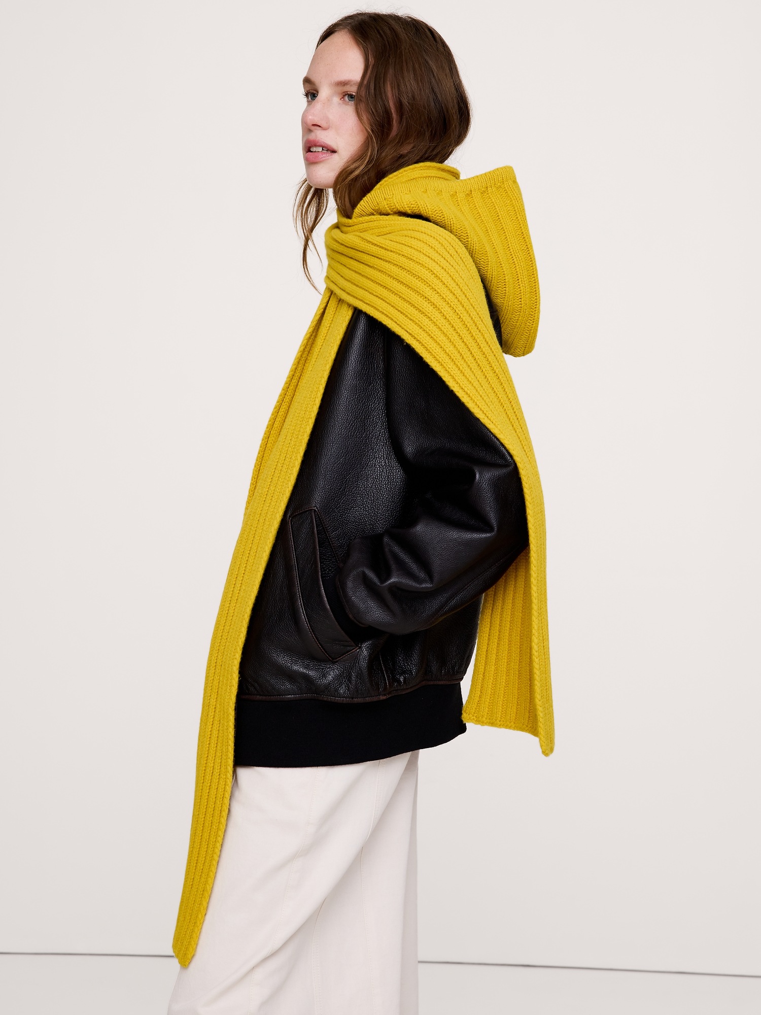 Женские шарфы Banana Republic Hoodie By RoToTo, цвет: Жёлтый — фото 2