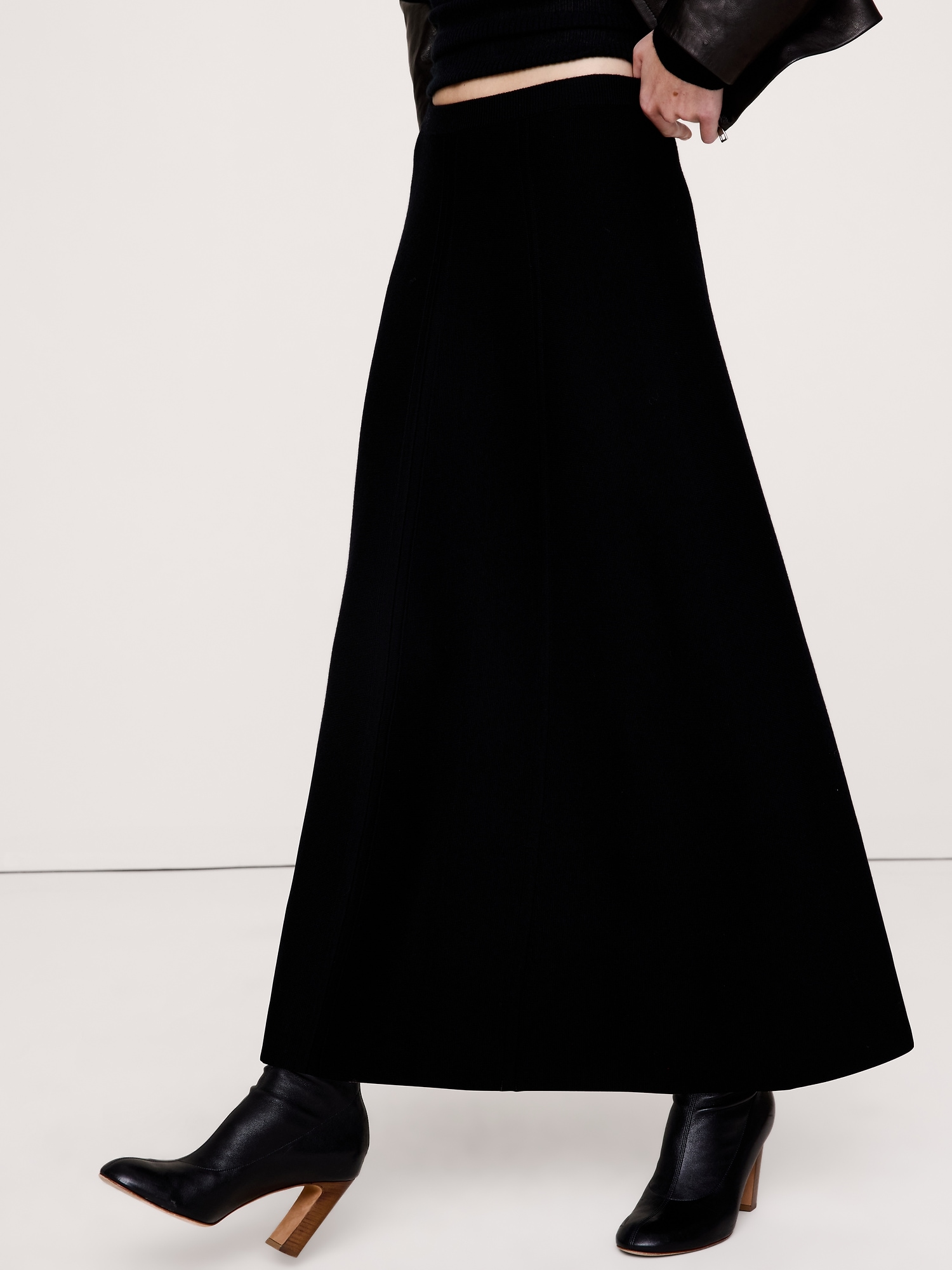 Merino Maxi Sweater Skirt