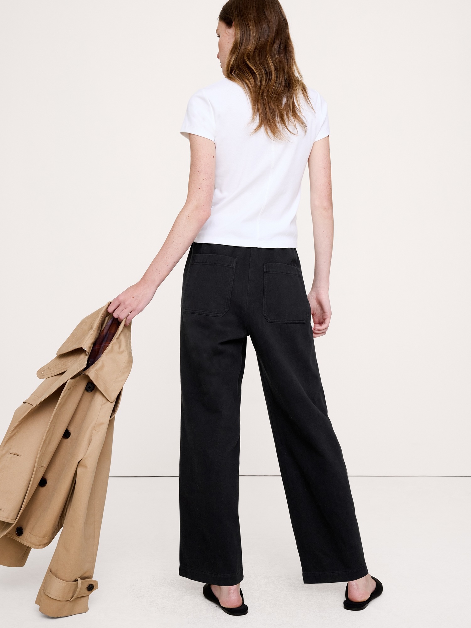 Женские брюки Banana Republic The Getaway Straight-Leg Pant in Cotton, цвет: Чёрный — фото 2