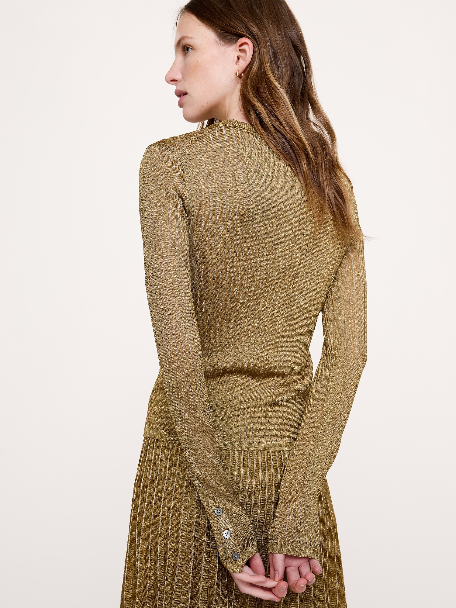 Женский свитер Banana Republic Metallic Crew-Neck, цвет: Золотой — фото 3
