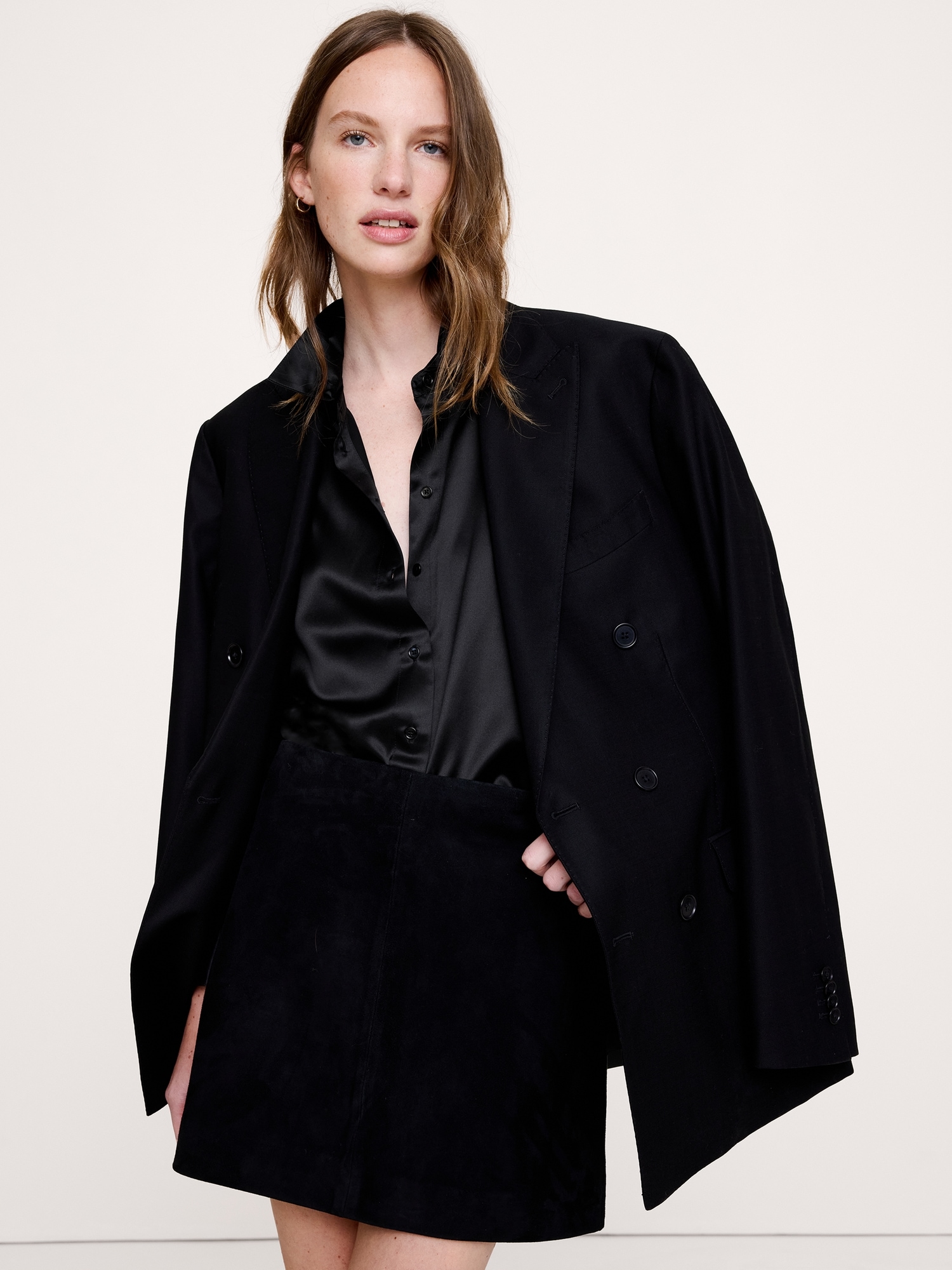 Женская рубашка Banana Republic The Everyday Silk, цвет: Чёрный — фото 3