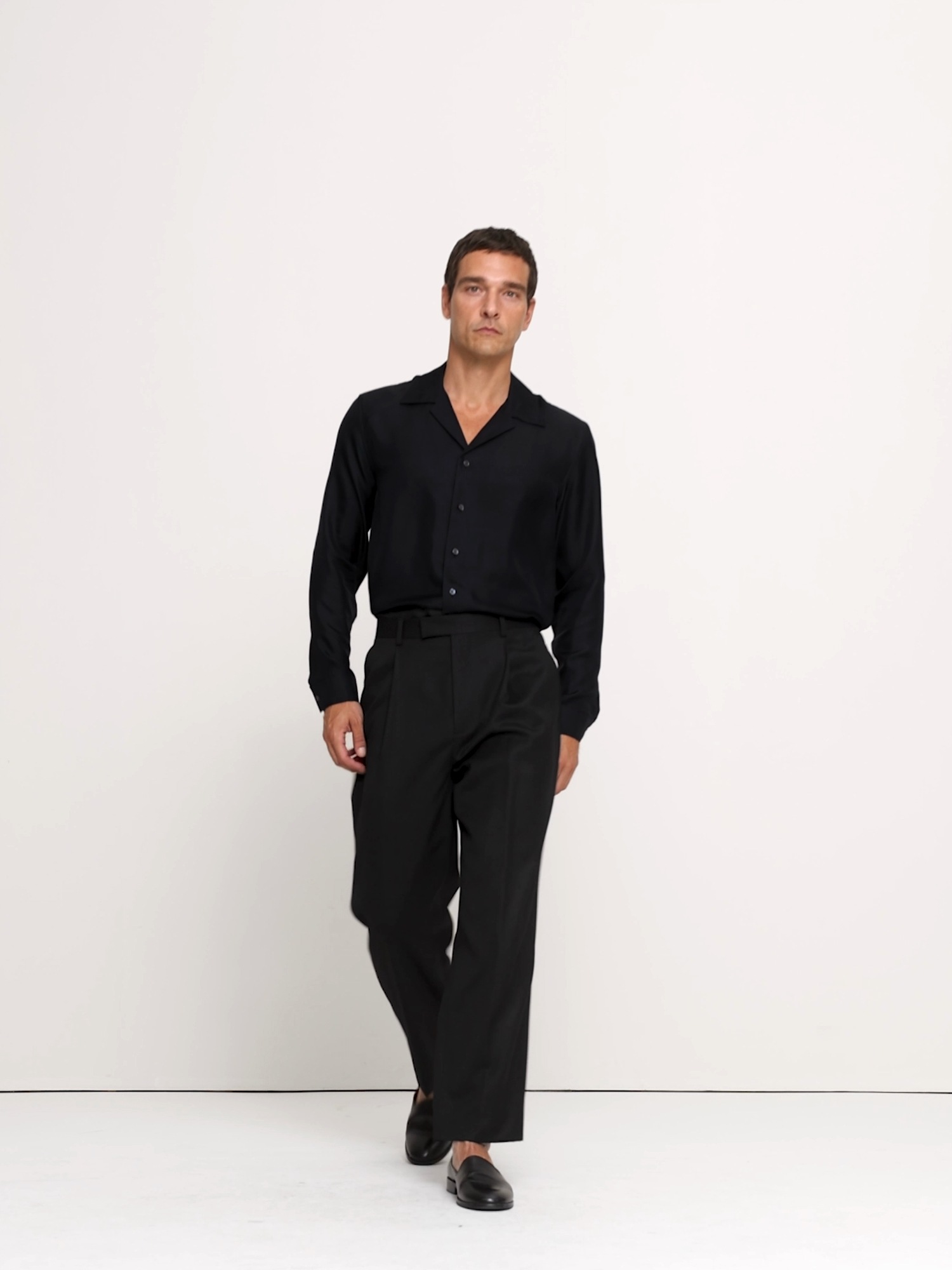 Loose Pleated Twill Suit Pant - thumbnail 8