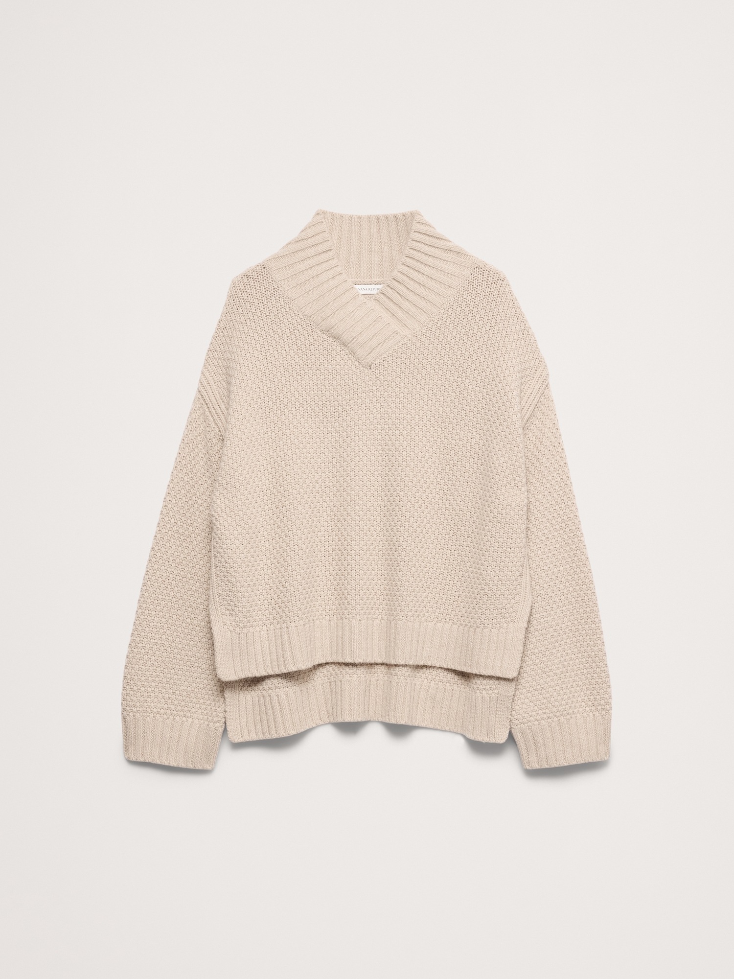 Женский свитер Banana Republic Oversized Merino-Cotton High V-Neck, цвет: Меланжевый рыжевато-коричневый — фото 4