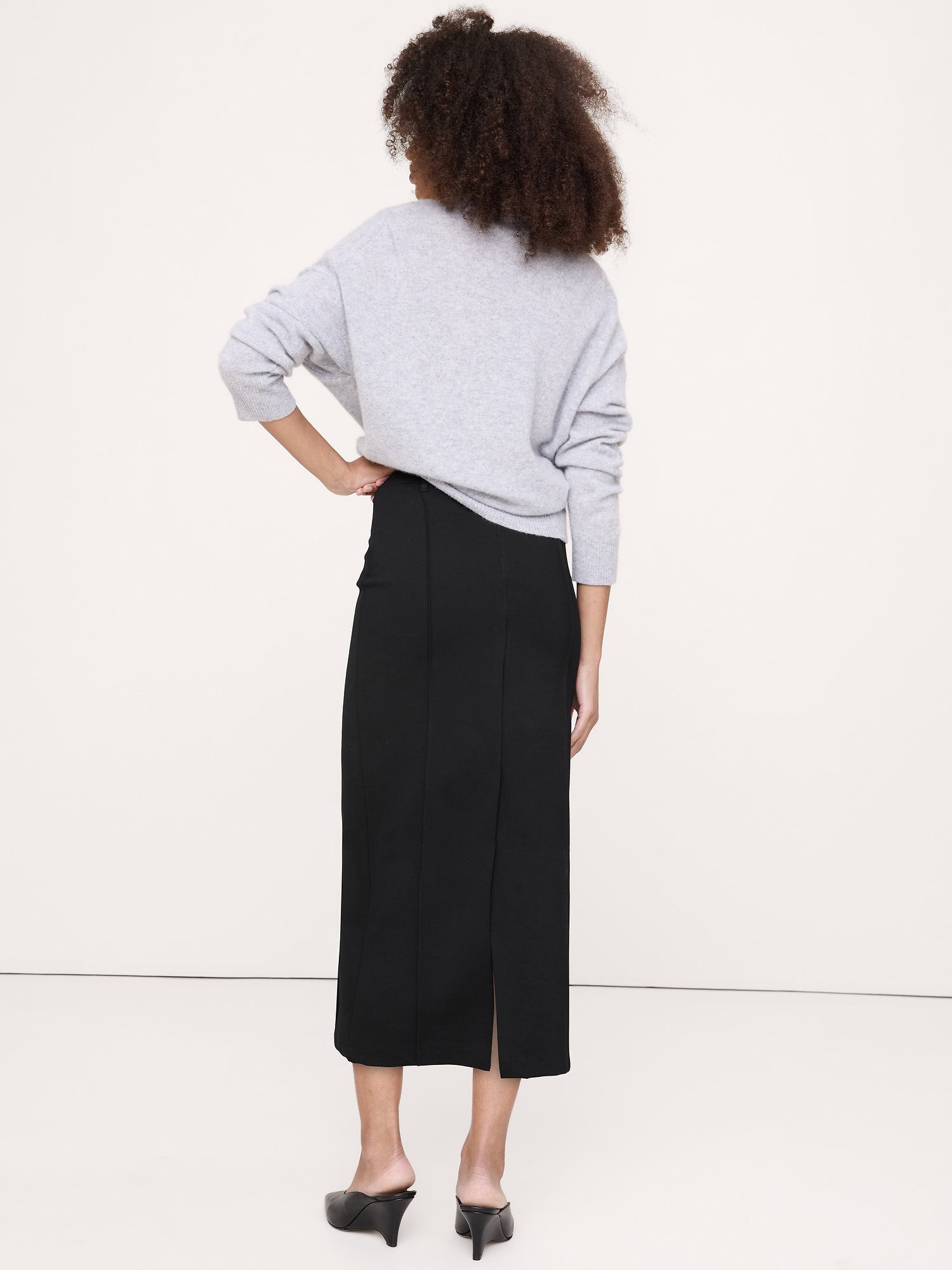Женская юбка Banana Republic Ponte Pintuck Pencil, цвет: Чёрный — фото 2