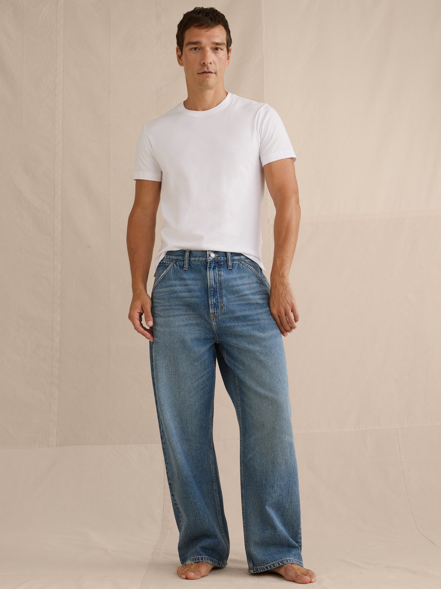Мужские джинсы Banana Republic Loose Authentic Jean, цвет: Средняя варка — фото 4