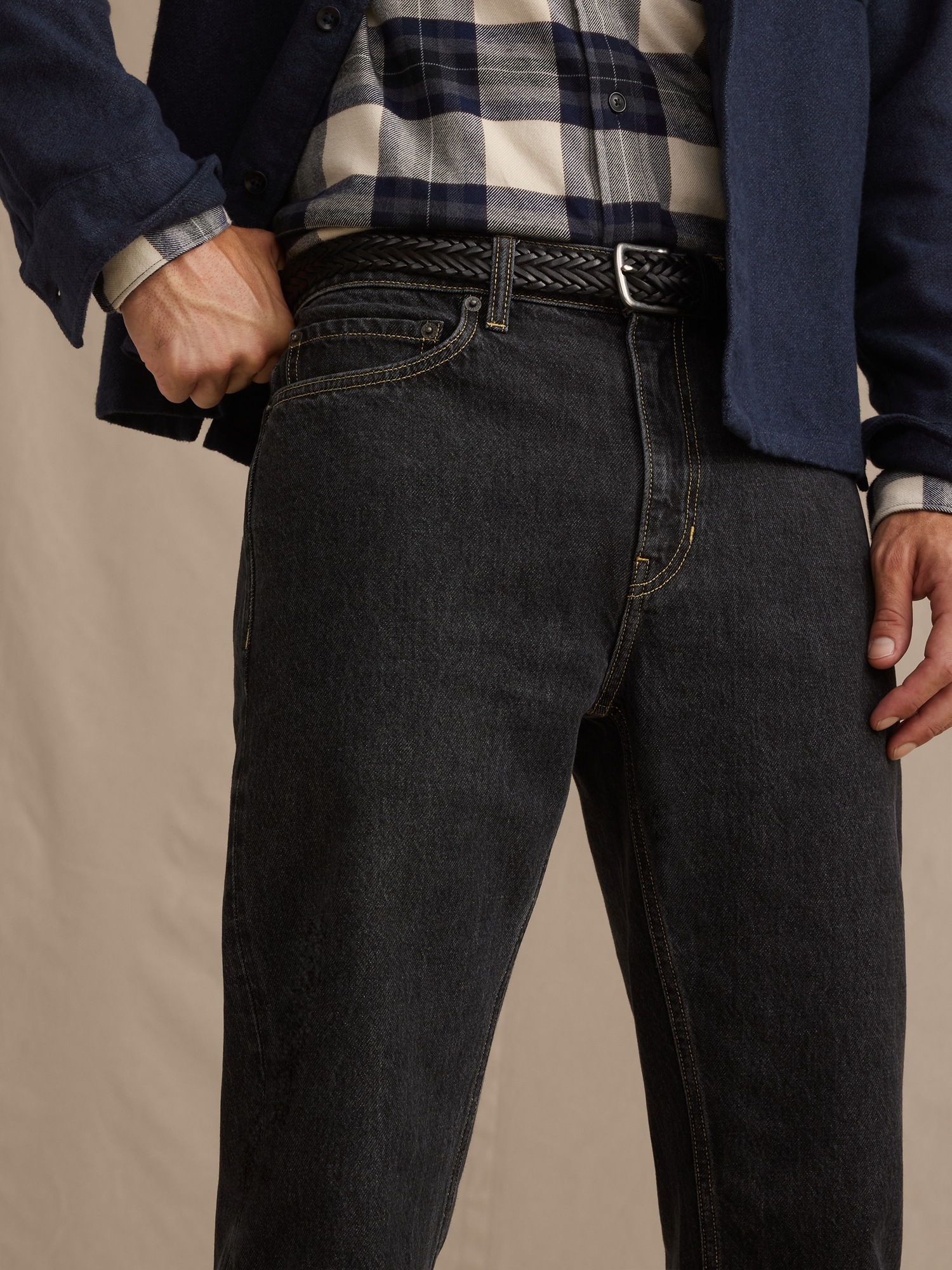 Мужские джинсы Banana Republic Straight Authentic Jean, цвет: Чёрный варёный — фото 3