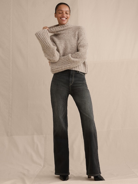 Ultra High-Rise Flare Jean