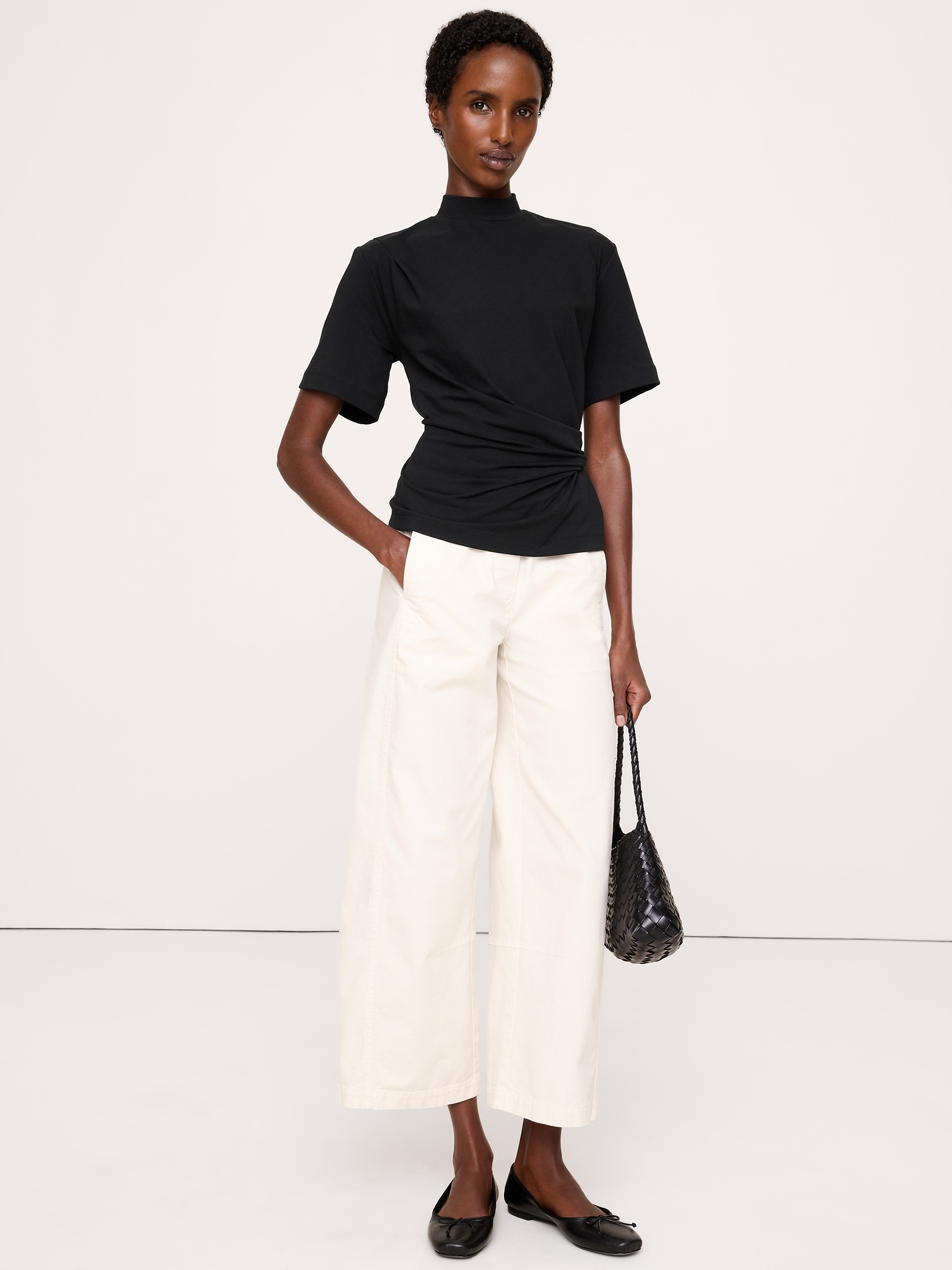 Женский топ Banana Republic Stretch-Cotton High-Neck Top, цвет: Чёрный