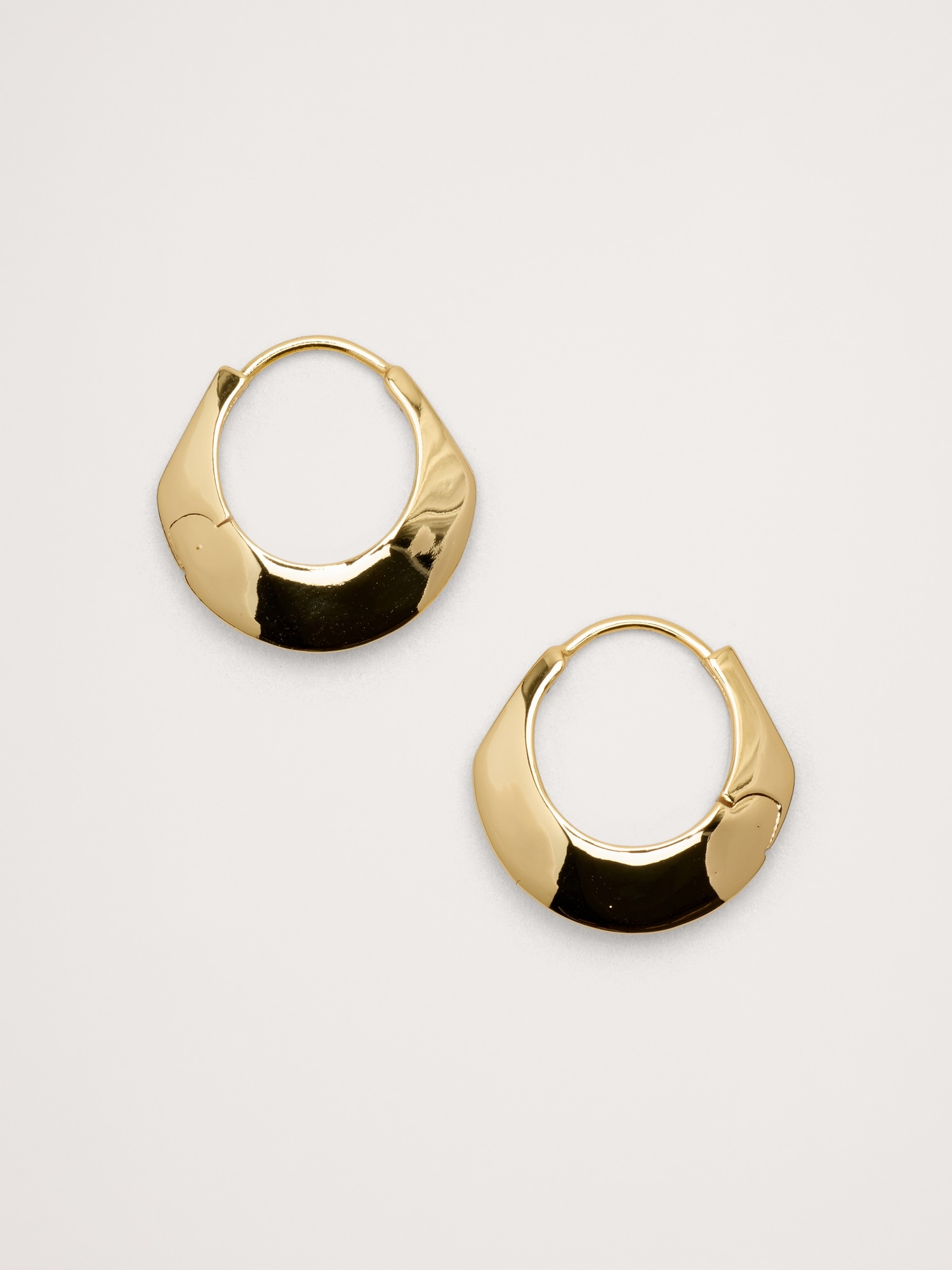 Женские серьги Banana Republic Hammered Drop, цвет: Светлый золотой