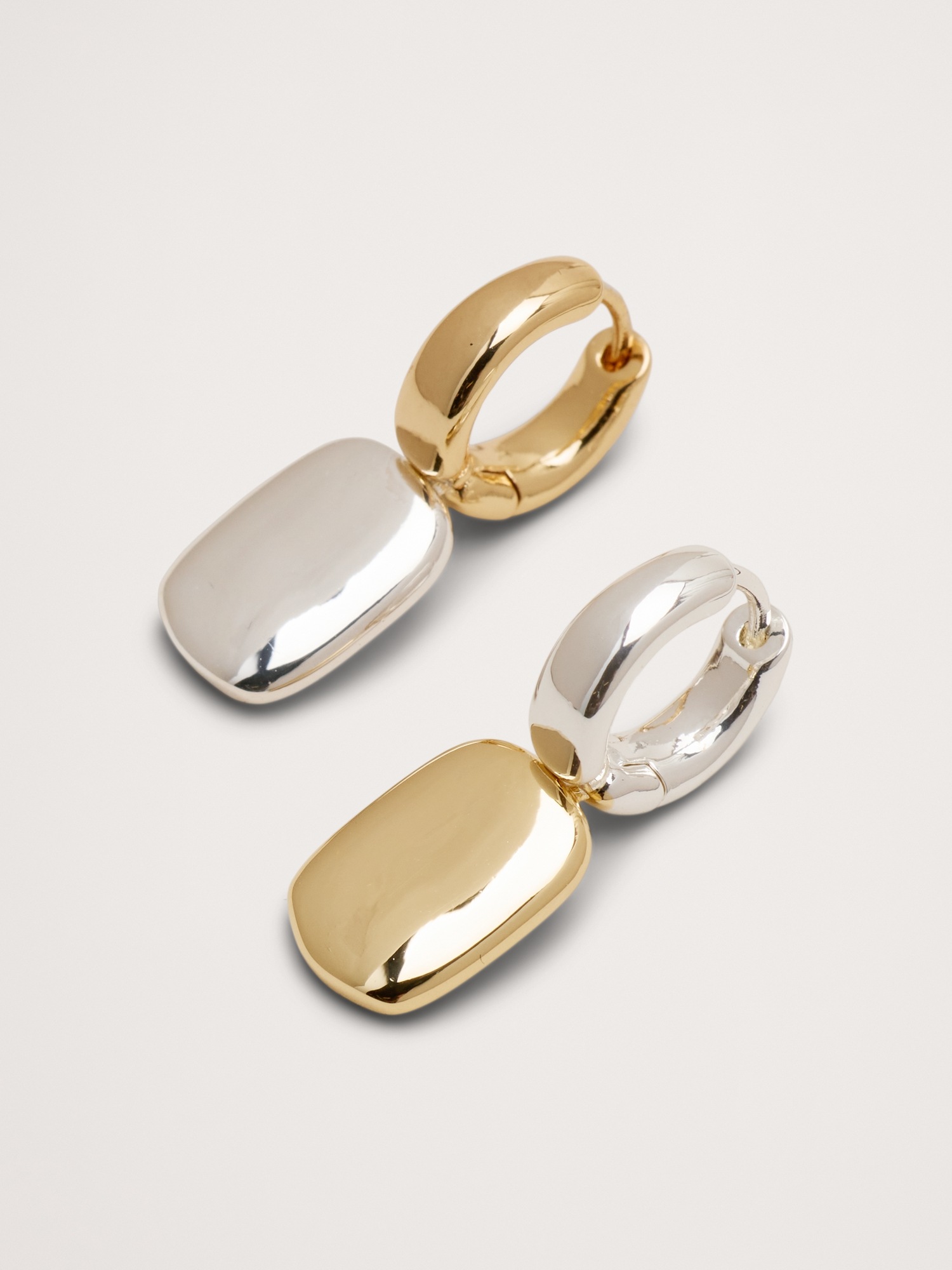 Женские серьги Banana Republic Two-Tone Pendant, цвет: Золотой / Серебристый — фото 3