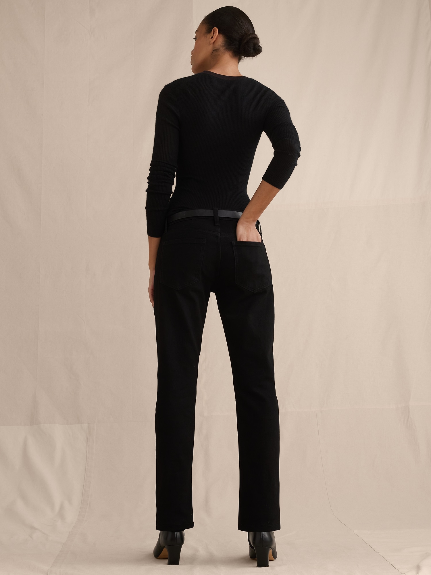 Low-Rise Kick-Straight Jean - thumbnail 8