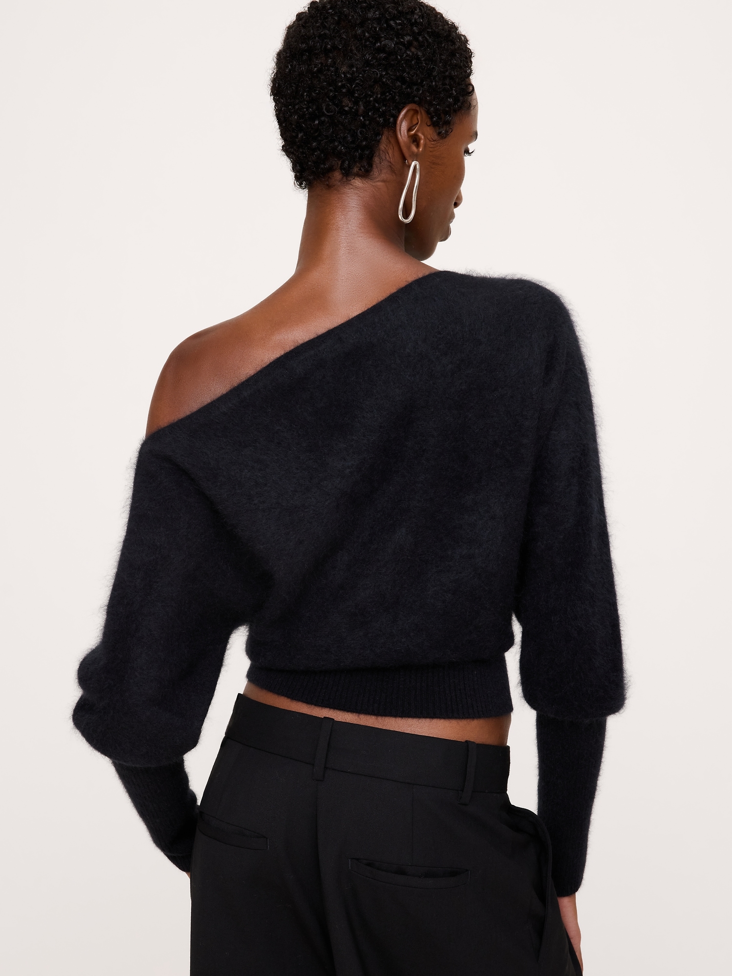 Brushed Wool-Cashmere Off-Shoulder Sweater