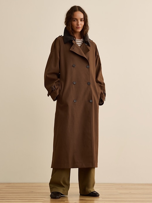 Banana Republic x La Ligne | The Cape Trench Coat | Banana