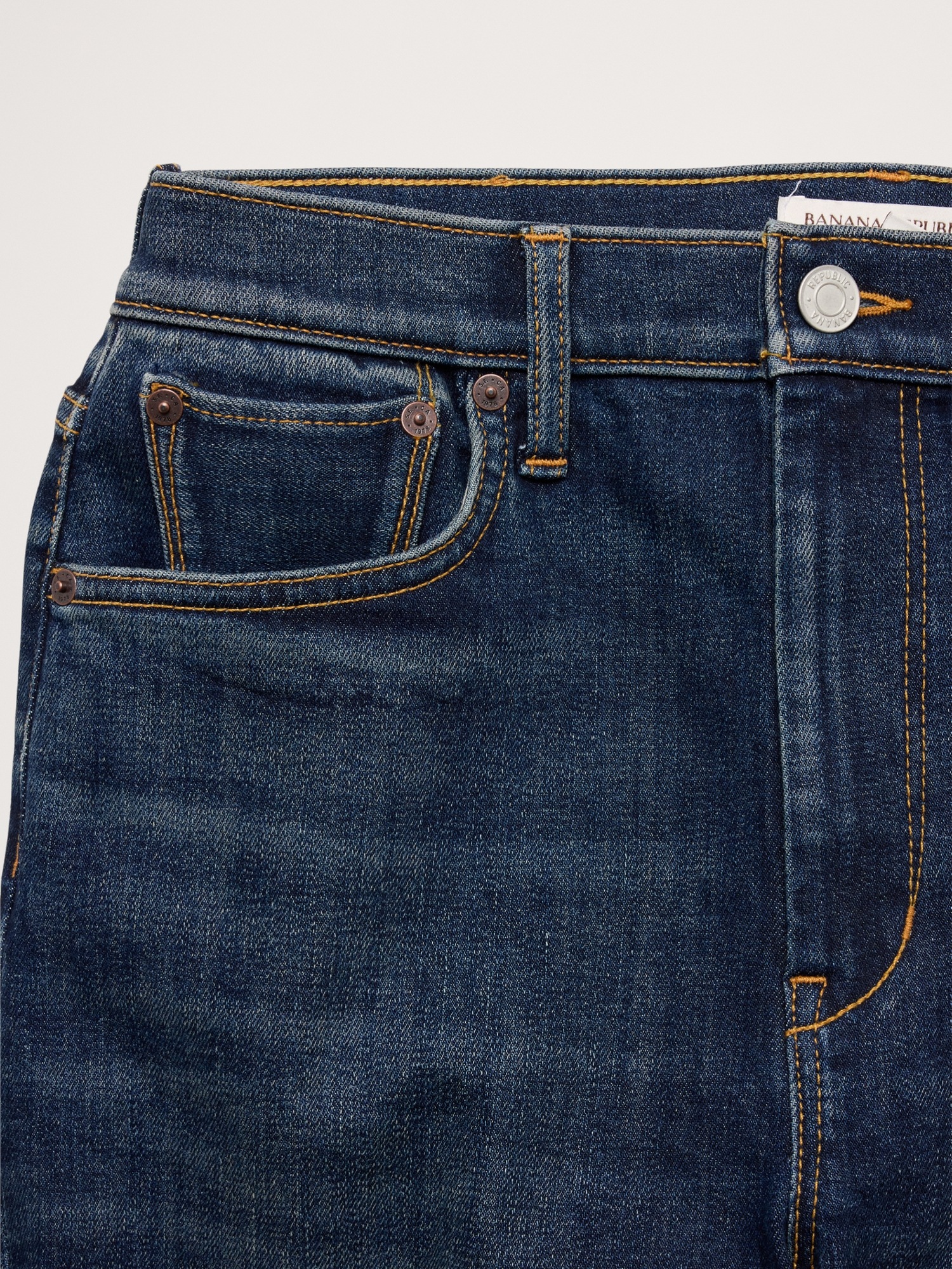 Женские джинсы Banana Republic High-Rise Slim-Straight Jean, цвет: Тёмная варка — фото 6
