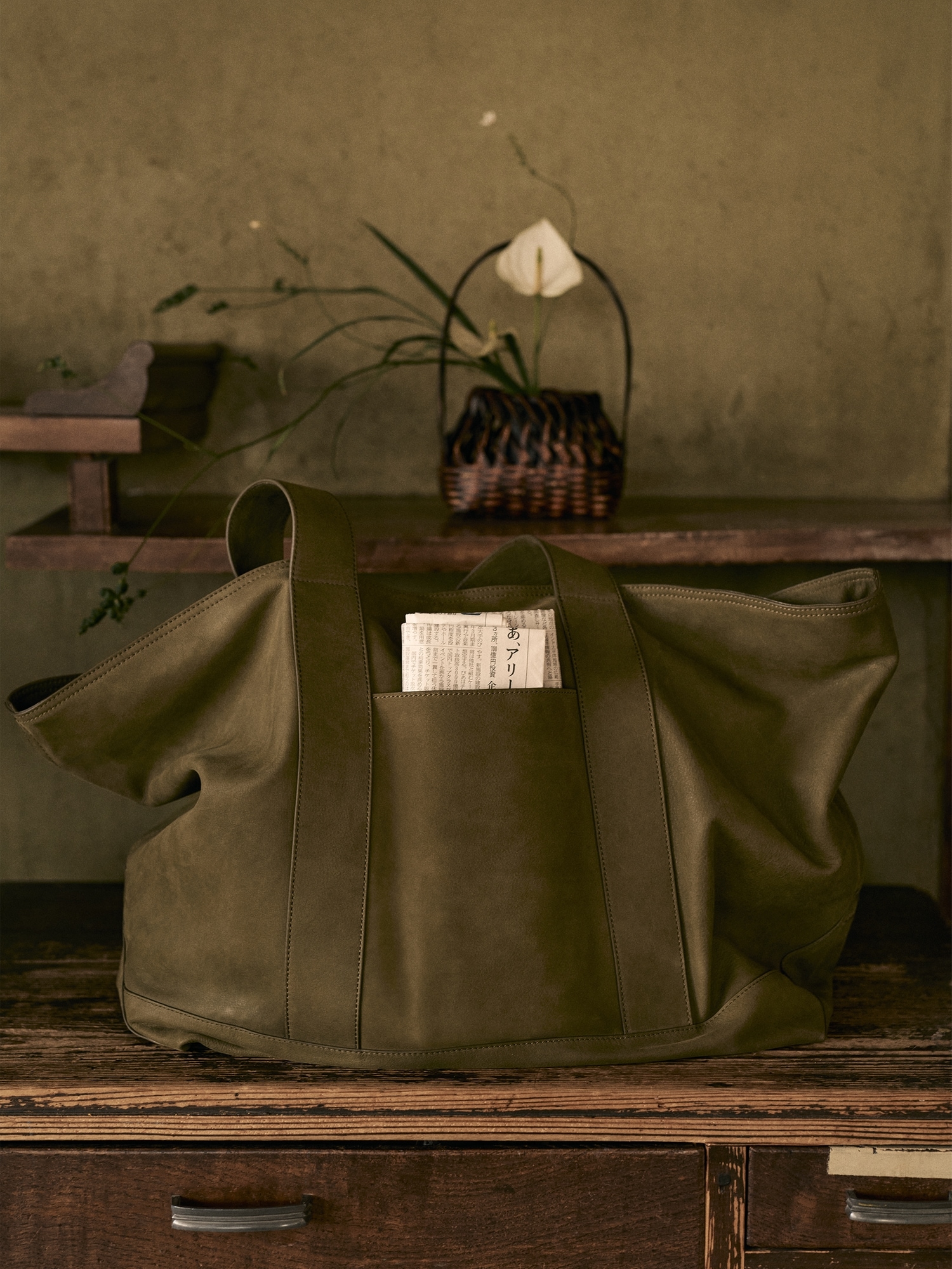 Nubuck Leather Weekend Tote - thumbnail 7