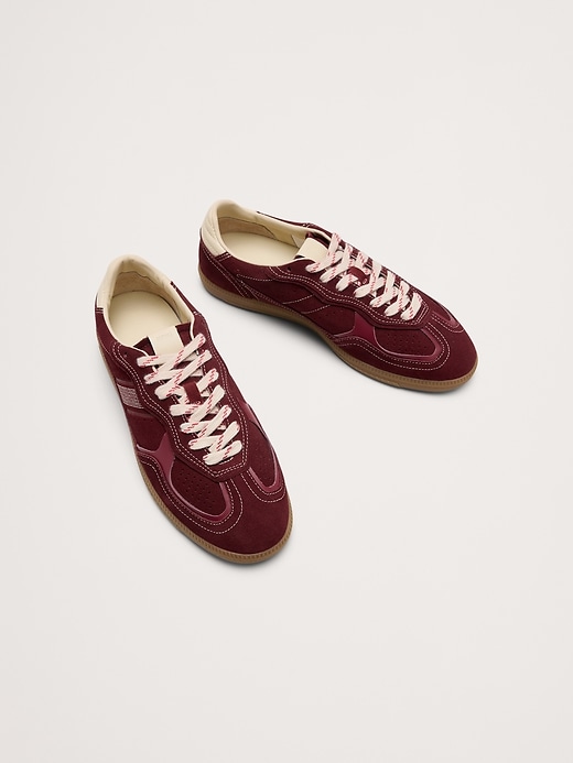 Tb.490 Rife Sneaker by Alohas | Banana Republic