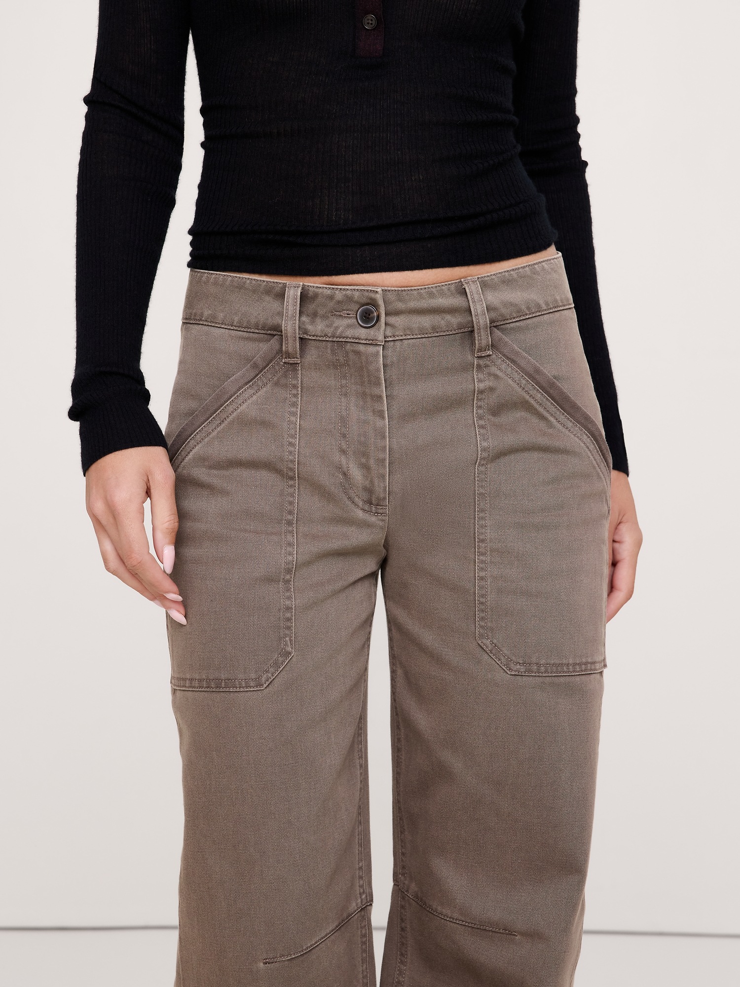 Low-Rise Relaxed Utility Pant