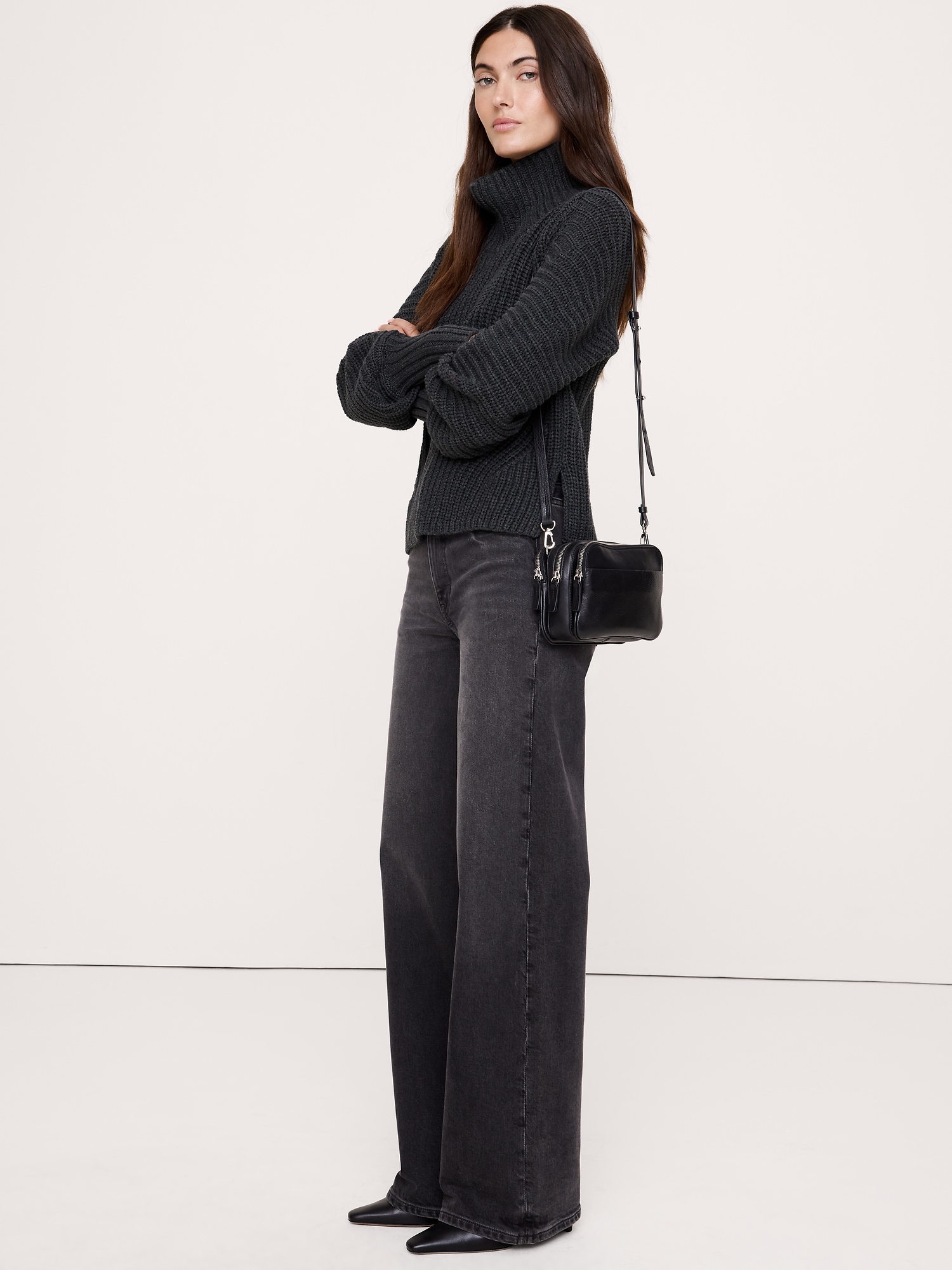 Vida Triple Zip Bag - thumbnail 2