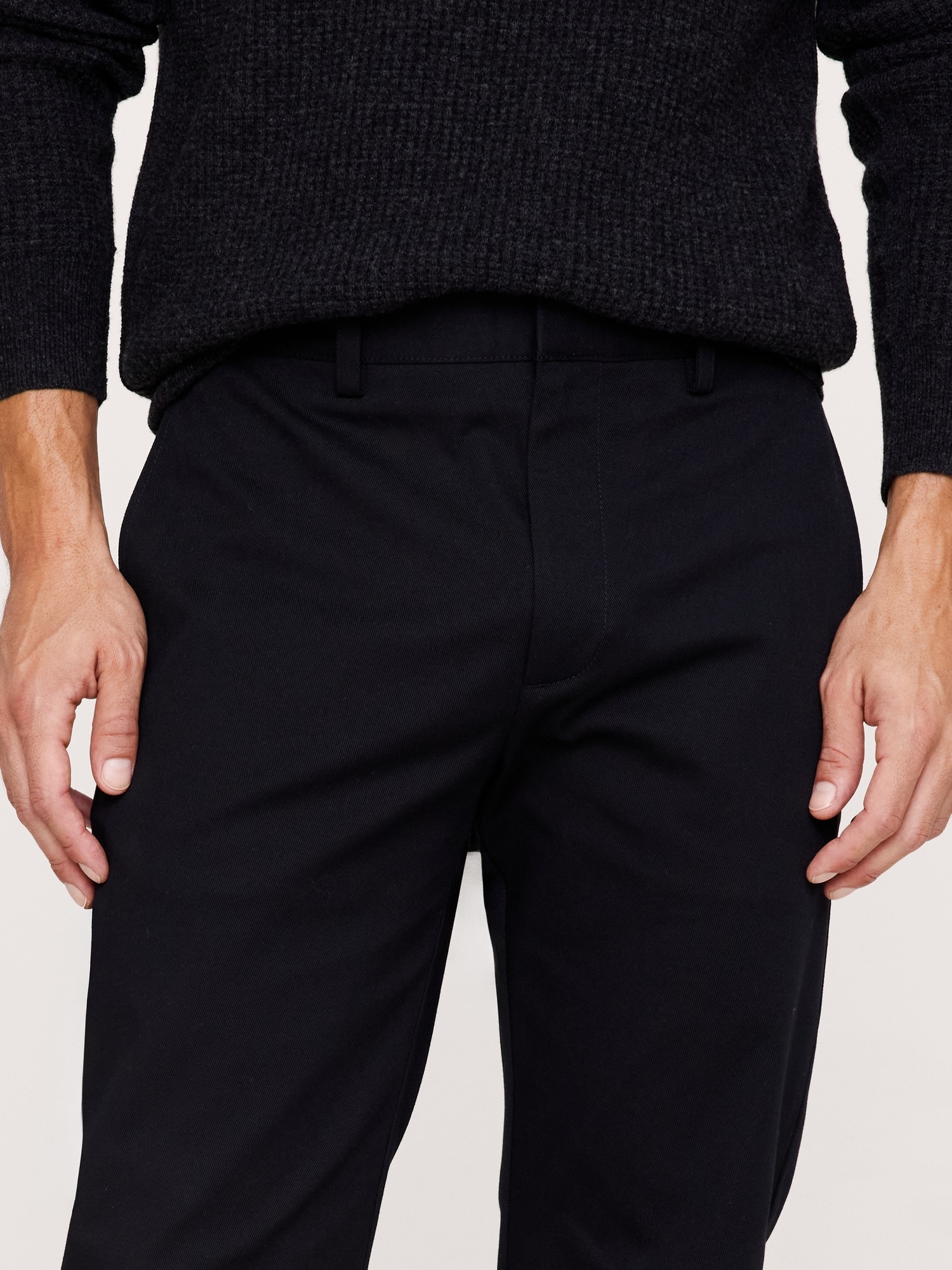 Мужские брюки Banana Republic Straight Italian-Stretch Chino, цвет: Чёрный — фото 3